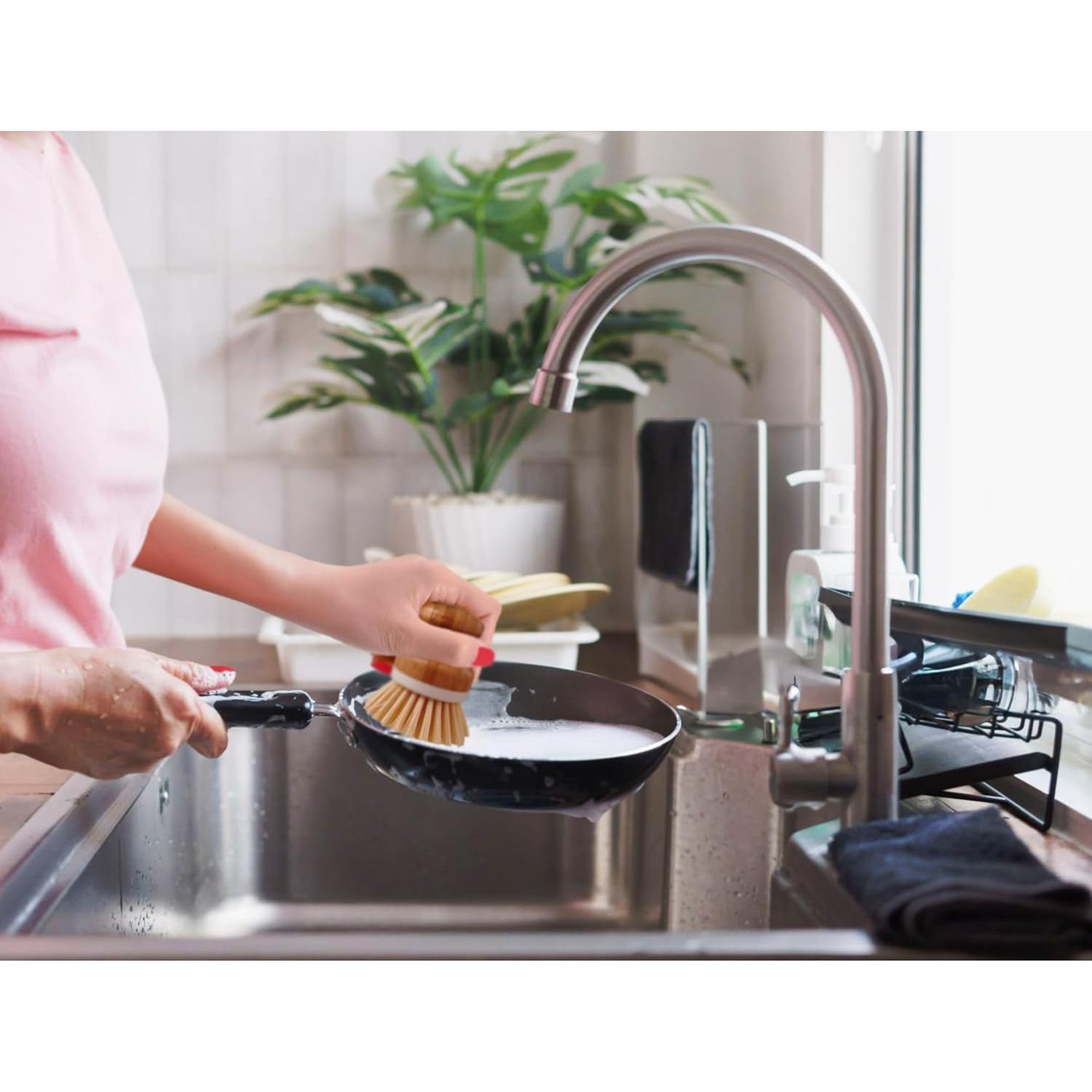 Cepillo de Lavado de Verduras HIC Kitchen 6.7x9 cm Bambú