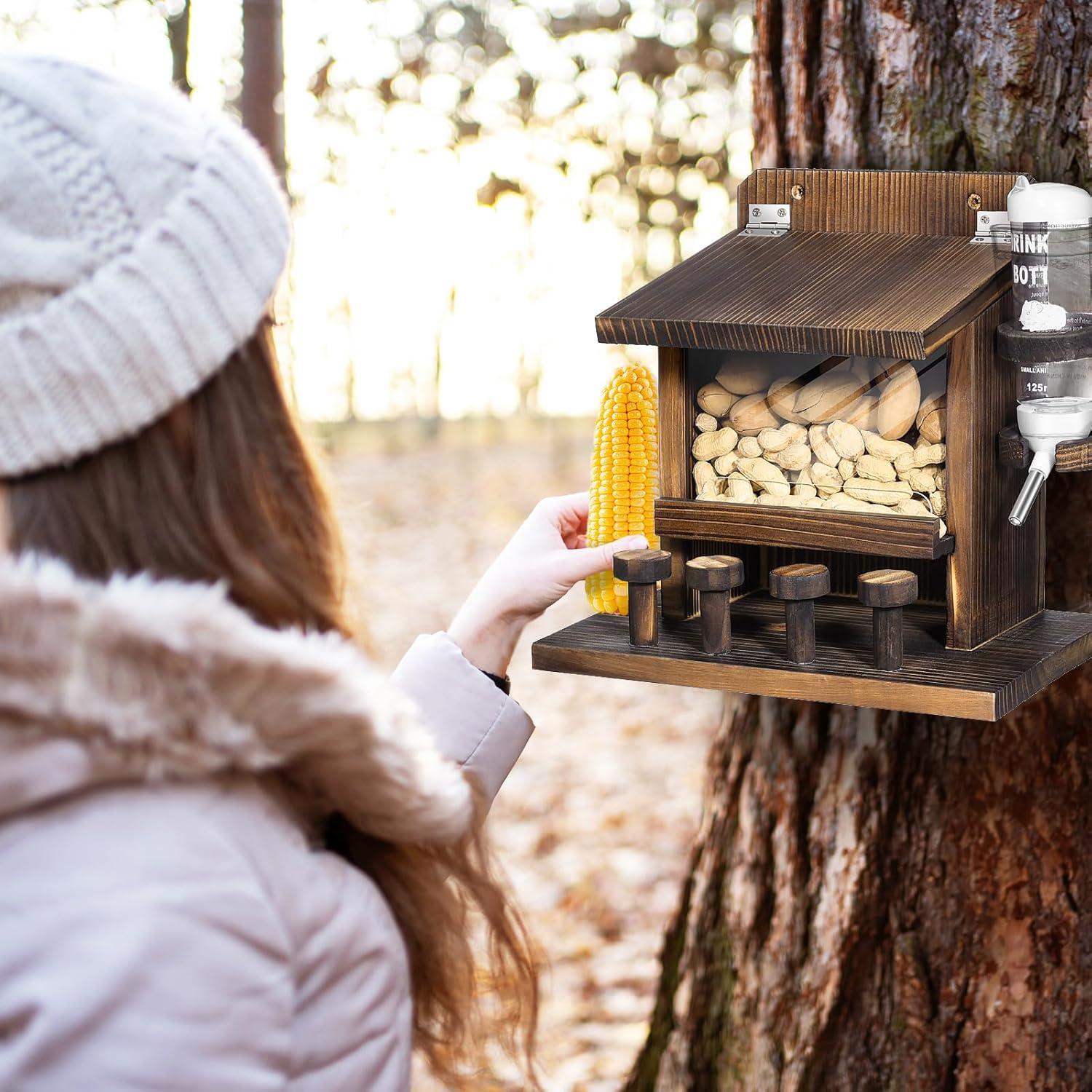 Comedero para Ardillas AFOROEOA con Agua y Madera 125ml