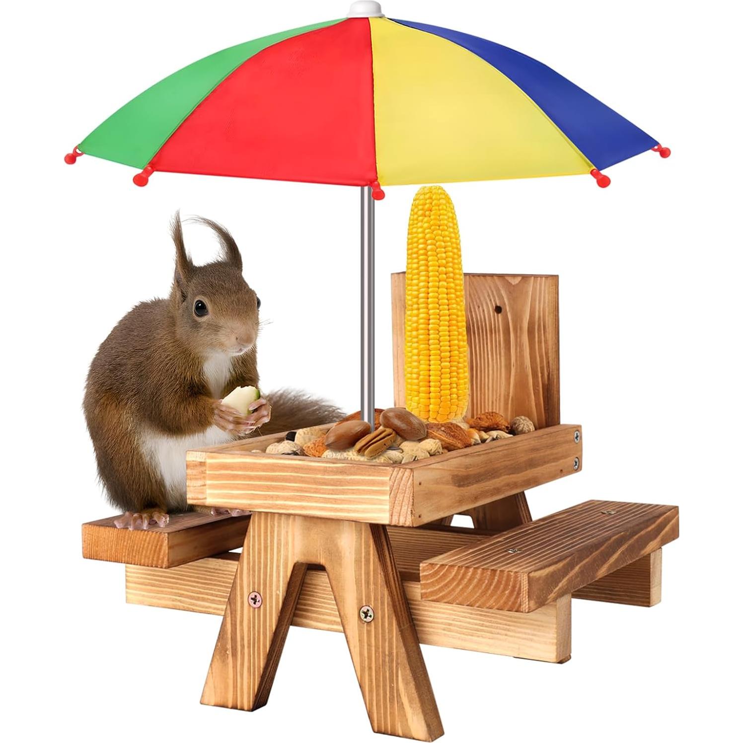 Comedero para Ardillas Gnodry con Paraguas Rojo - Exterior