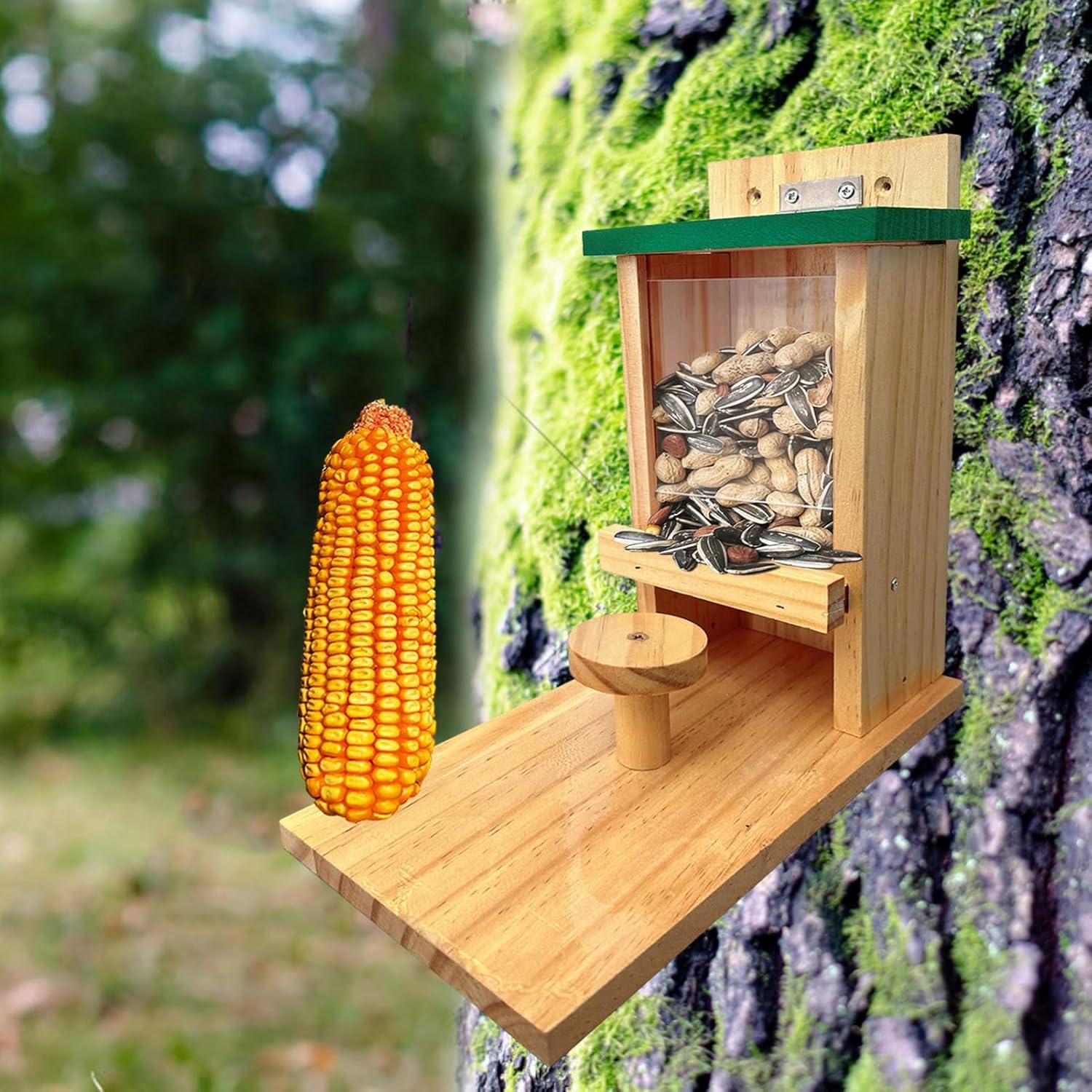 Comedero para Ardillas de Madera LENEDI con Soporte y Taburete