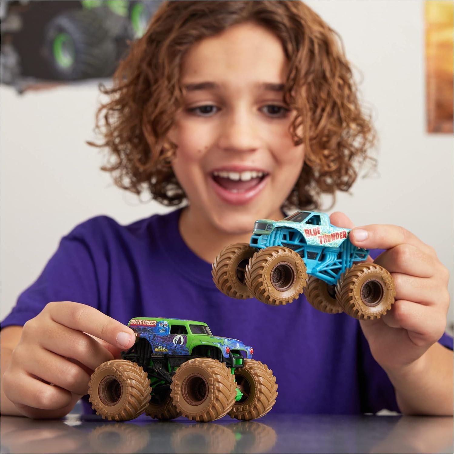 Camiones Monstruo Monster Jam 1:64 Paquete de 2 Mystery Mudders