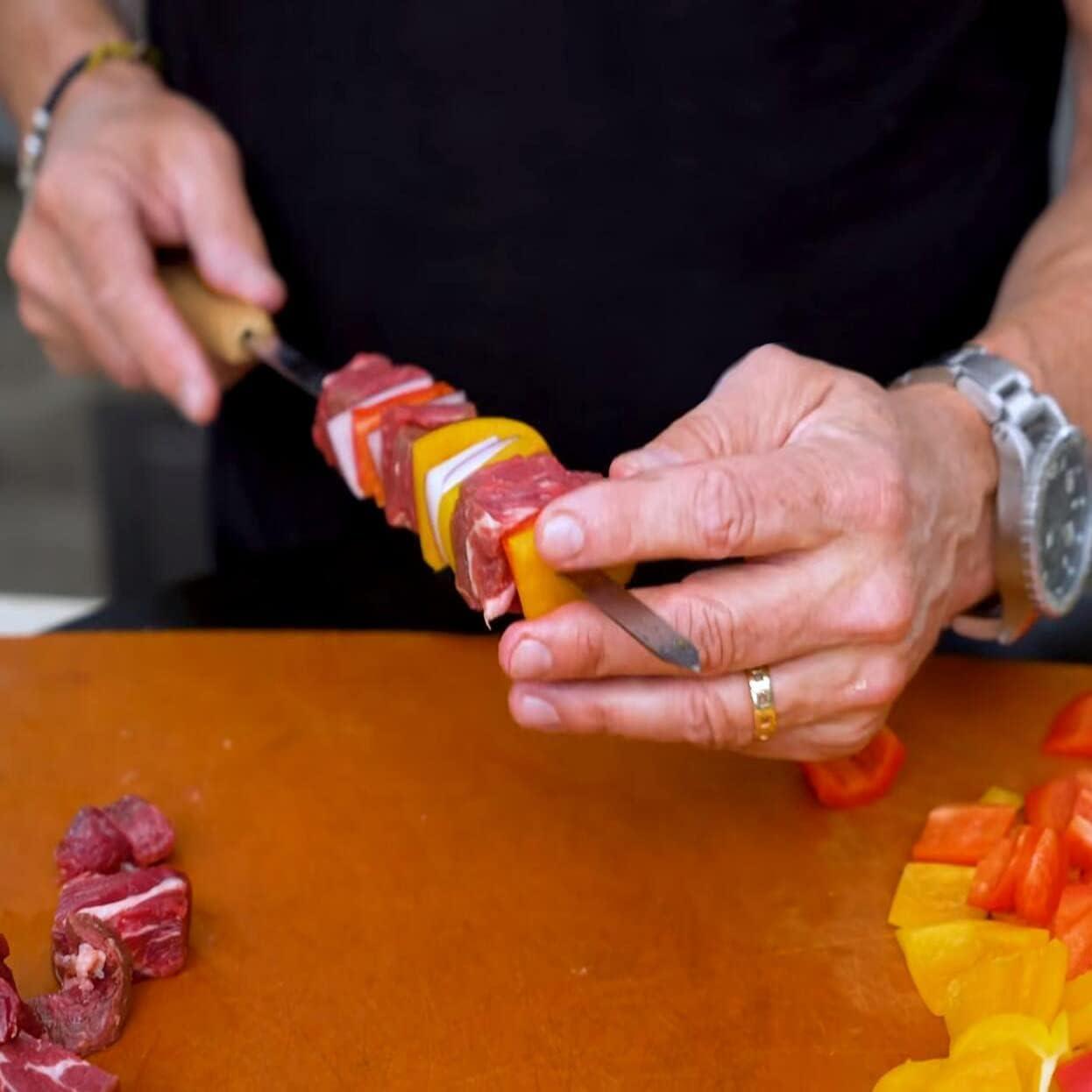 Paquete de 12 Pinchos para Kebab Amestar 59.69 cm Acero Inoxidable