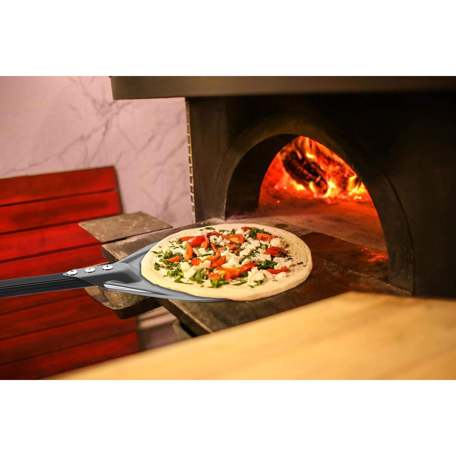 Paleta para Girar Pizza RTT de Aluminio 20.32 cm con Mango Desmontable