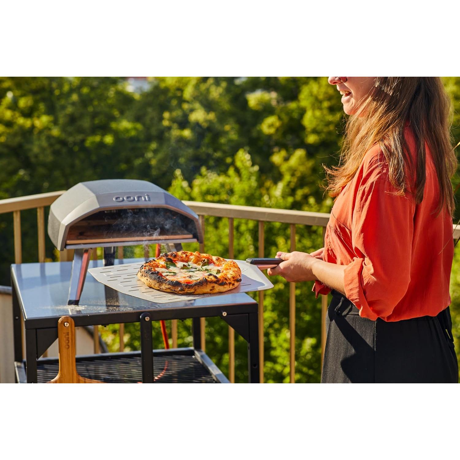 Paleta de Pizza Perforada Ooni 30.48 cm Aluminio Ligera