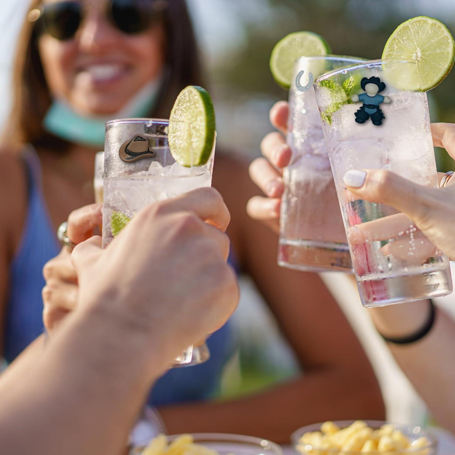 Set de 6 Encantos Magnéticos de Vino Triple Corona - Caballo, Bota, Sombrero