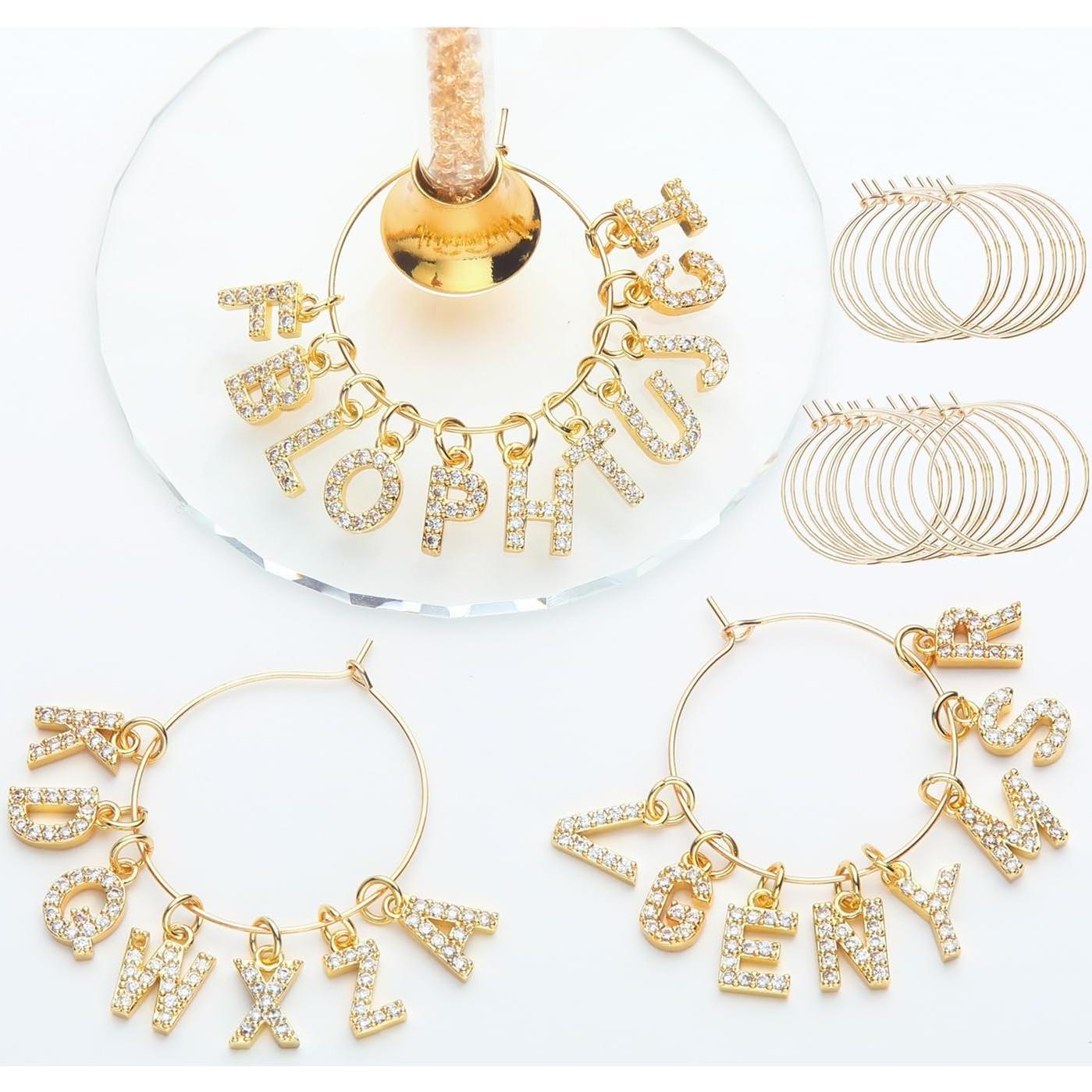 Set de 26 Marcadores de Copas de Vino Pride & Par con Letras Doradas