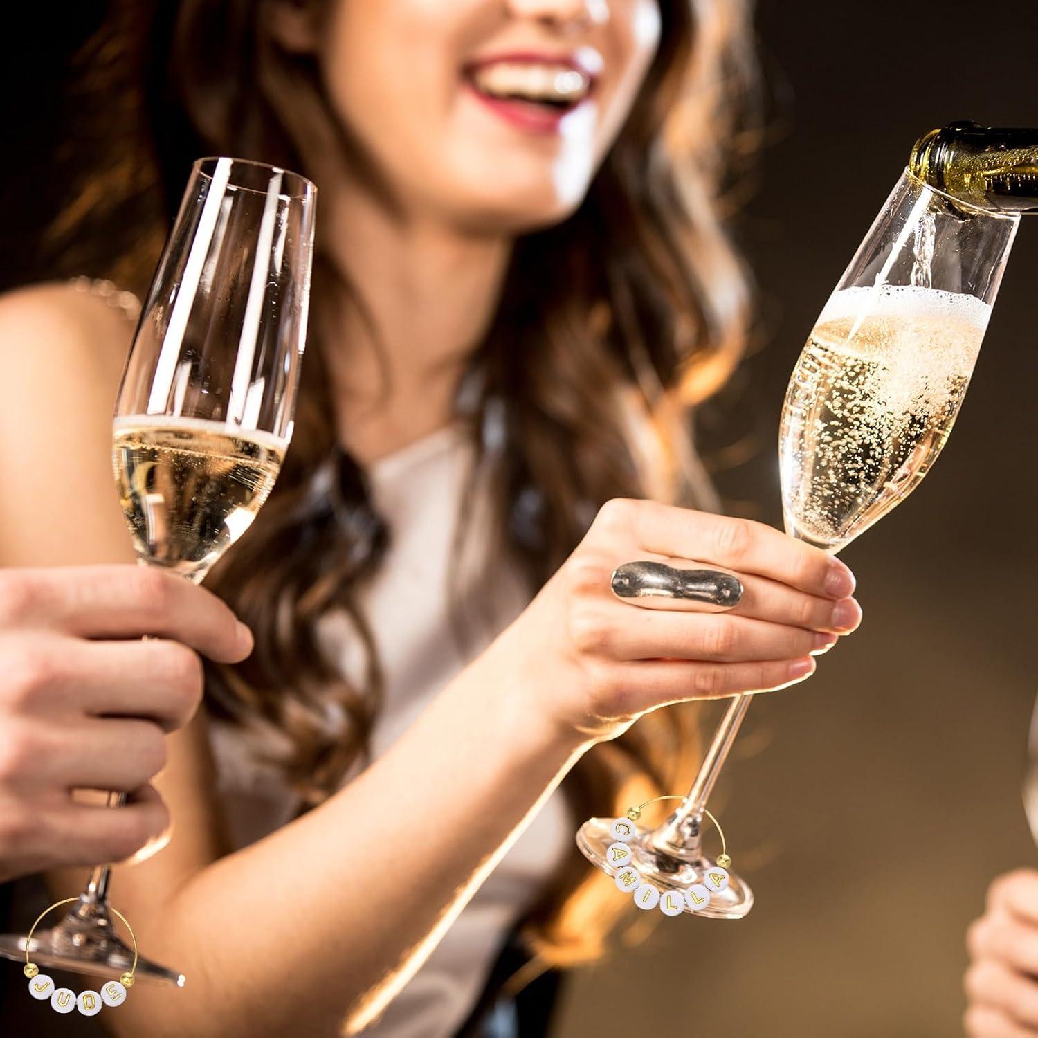 Kit de Encantos para Copas de Vino Hokoad - 100 Anillos y 780 Perlas