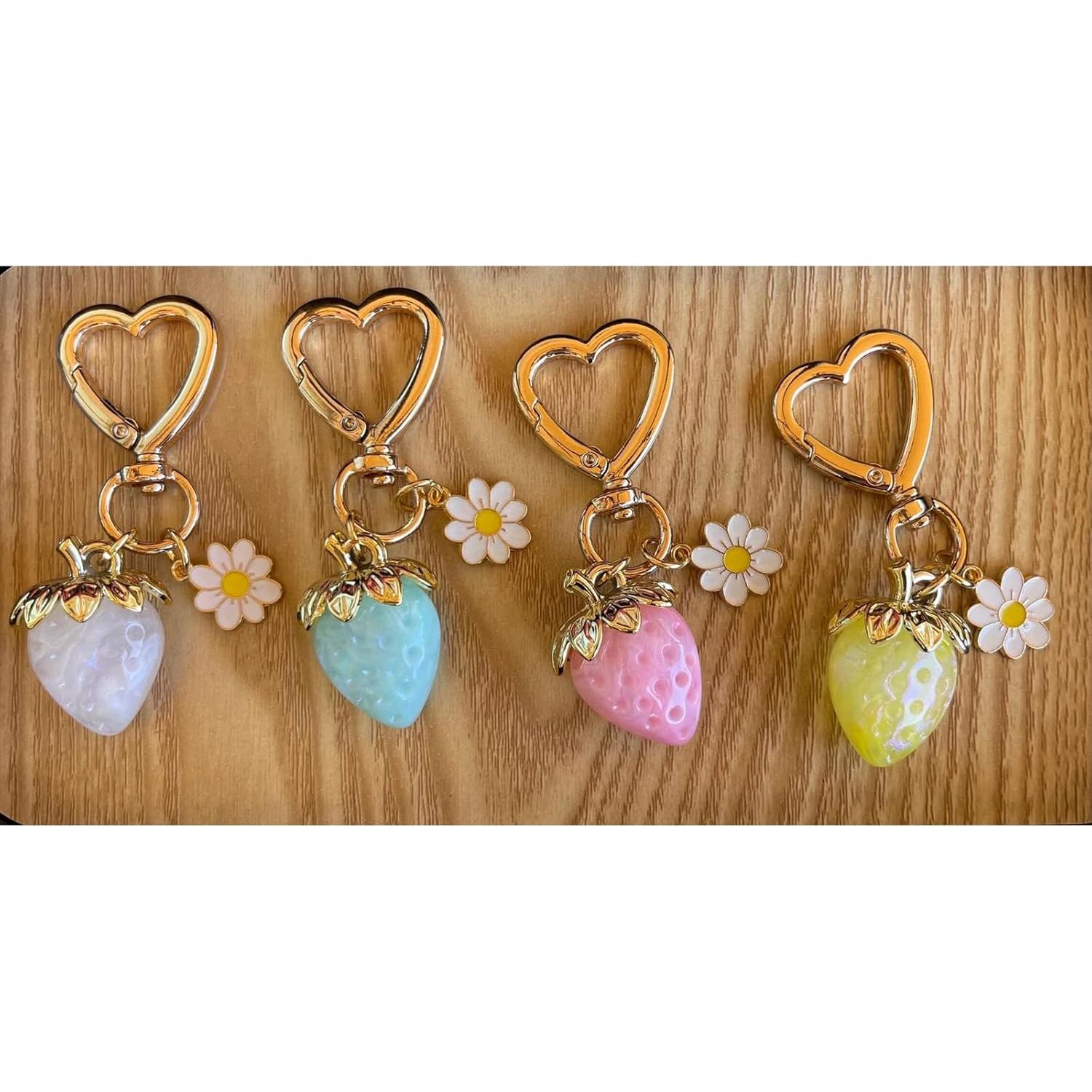 Llavero de Fresa Iridiscente Agromusk para Mujeres