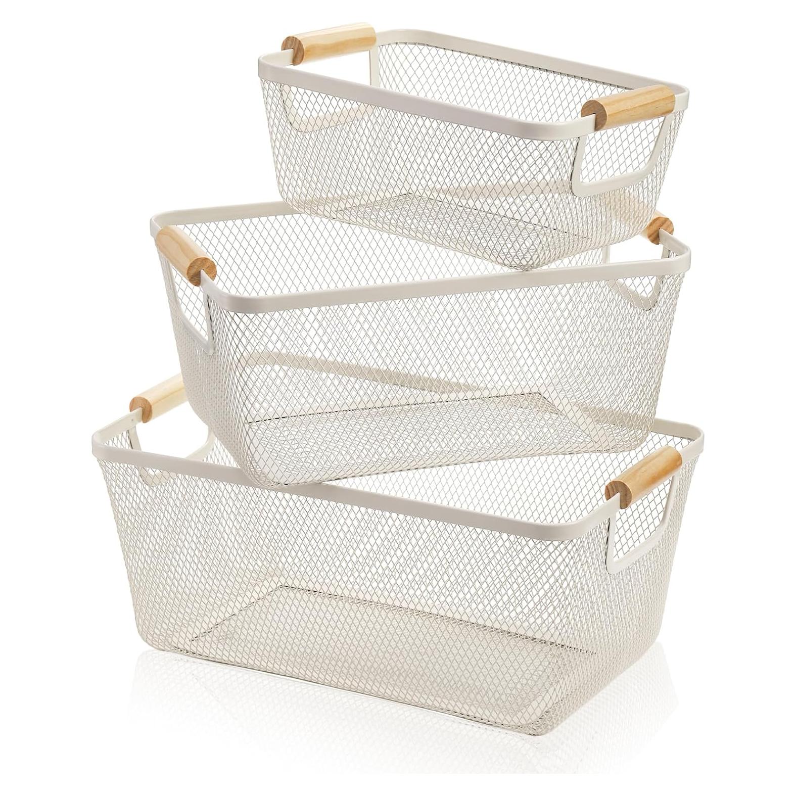 Conjunto de 3 cestas de malla metálica Noamus con mango de madera