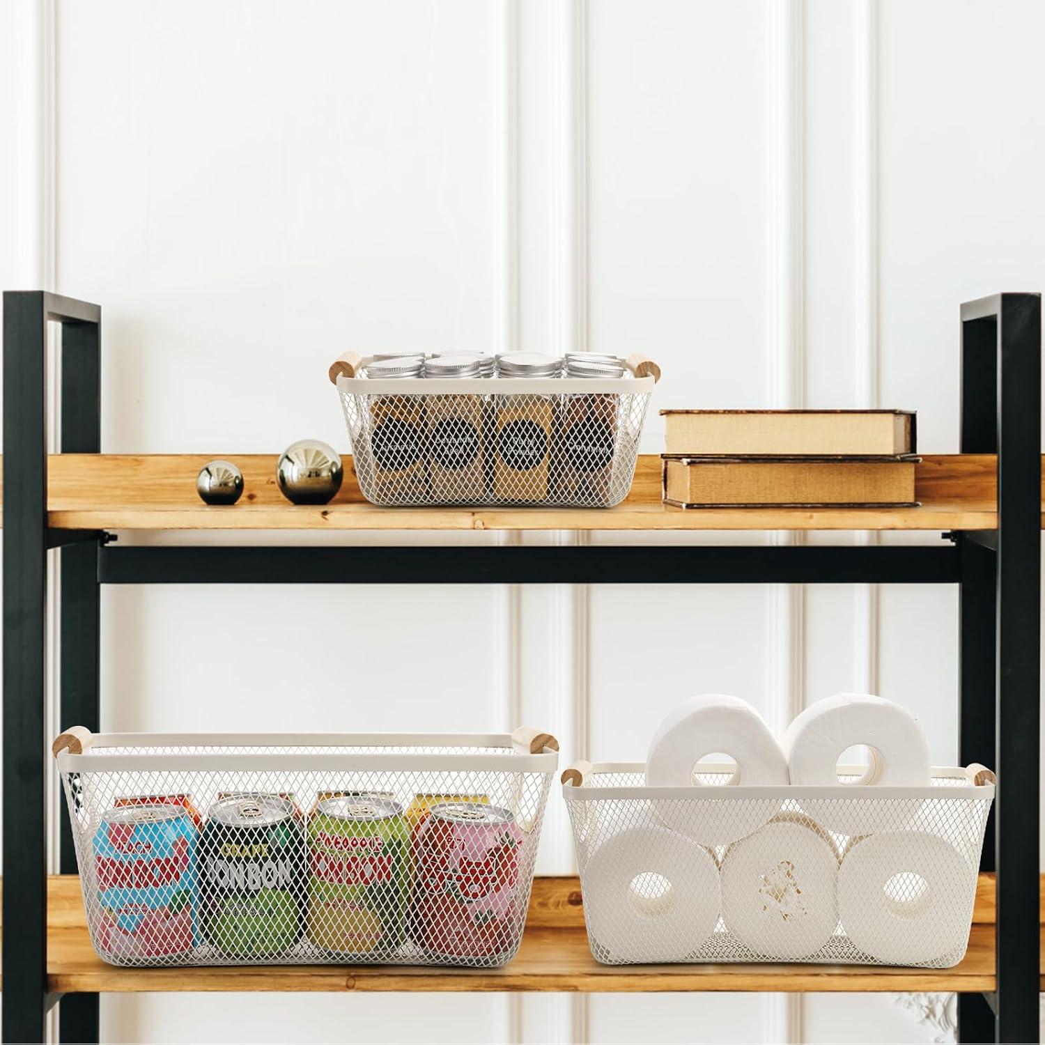 Conjunto de 3 cestas de malla metálica Noamus con mango de madera