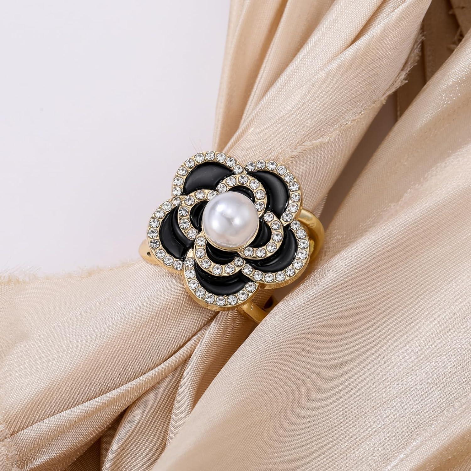 Anillo para Bufanda Camelia Baño de Oro con Perlas y Strass