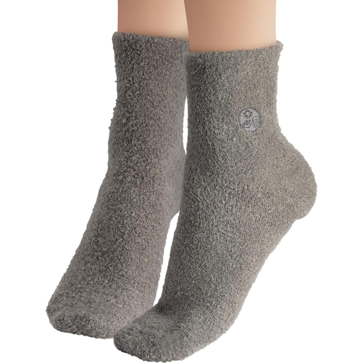 Calcetines Terapéuticos Earth Therapeutics con Aloe Vera y Vitamina E - 2 Pares