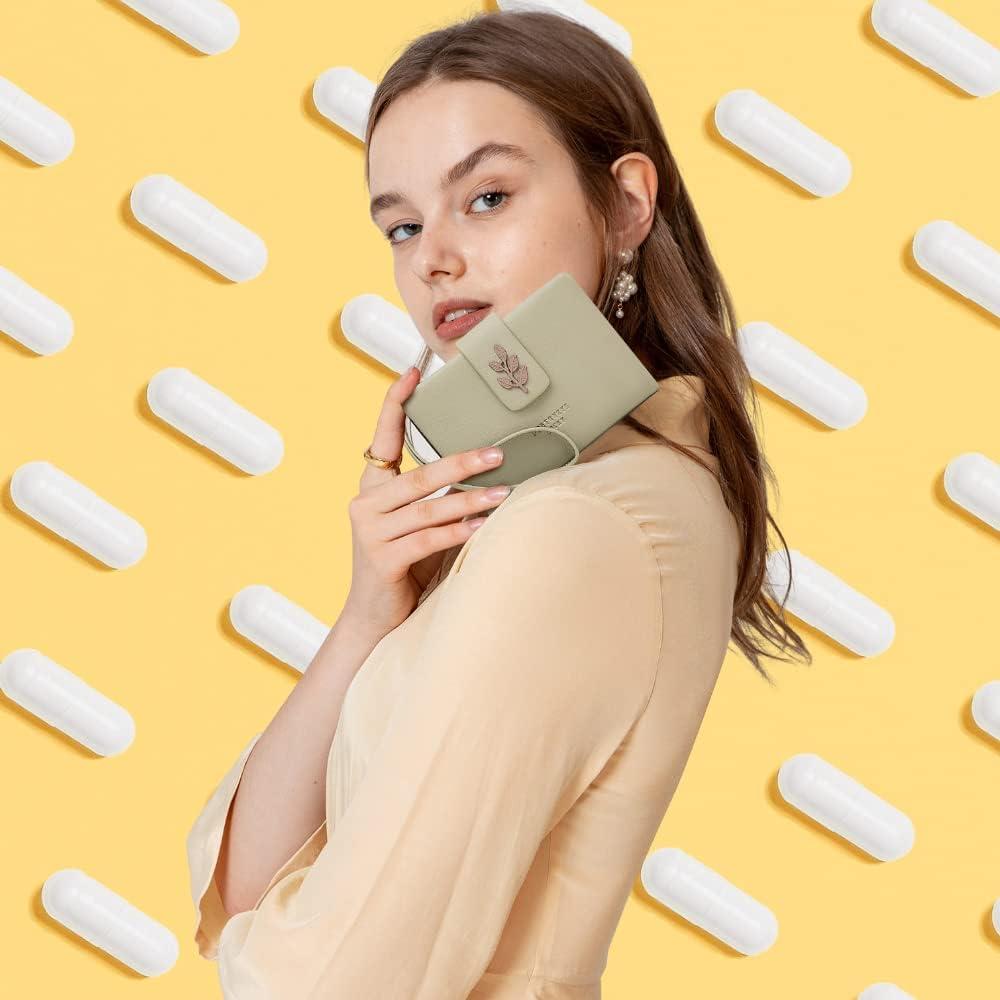 Cartera de muñeca bifold Prettyzys para mujeres - Verde grisáceo - Bloqueo RFID