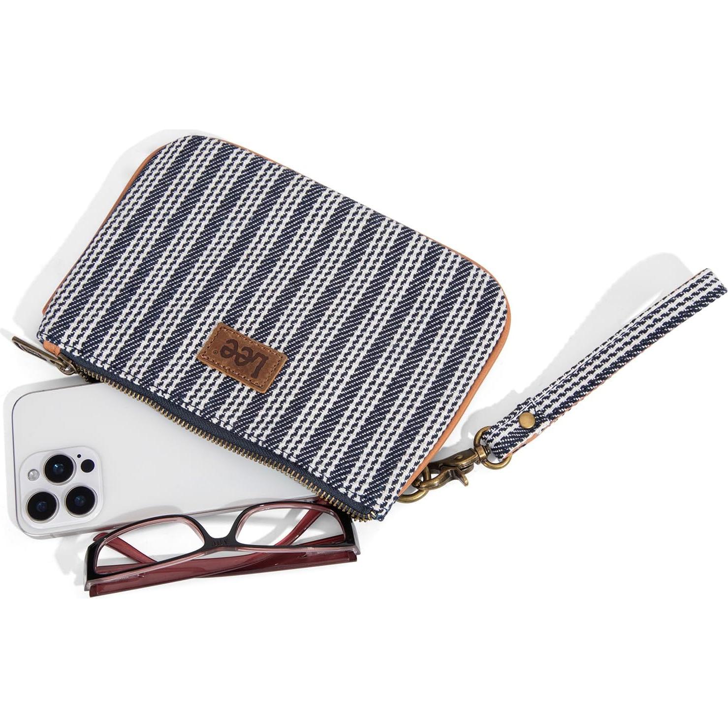 Cartera de Muñeca Grande Lee Azul Jean 21.1x15.2cm