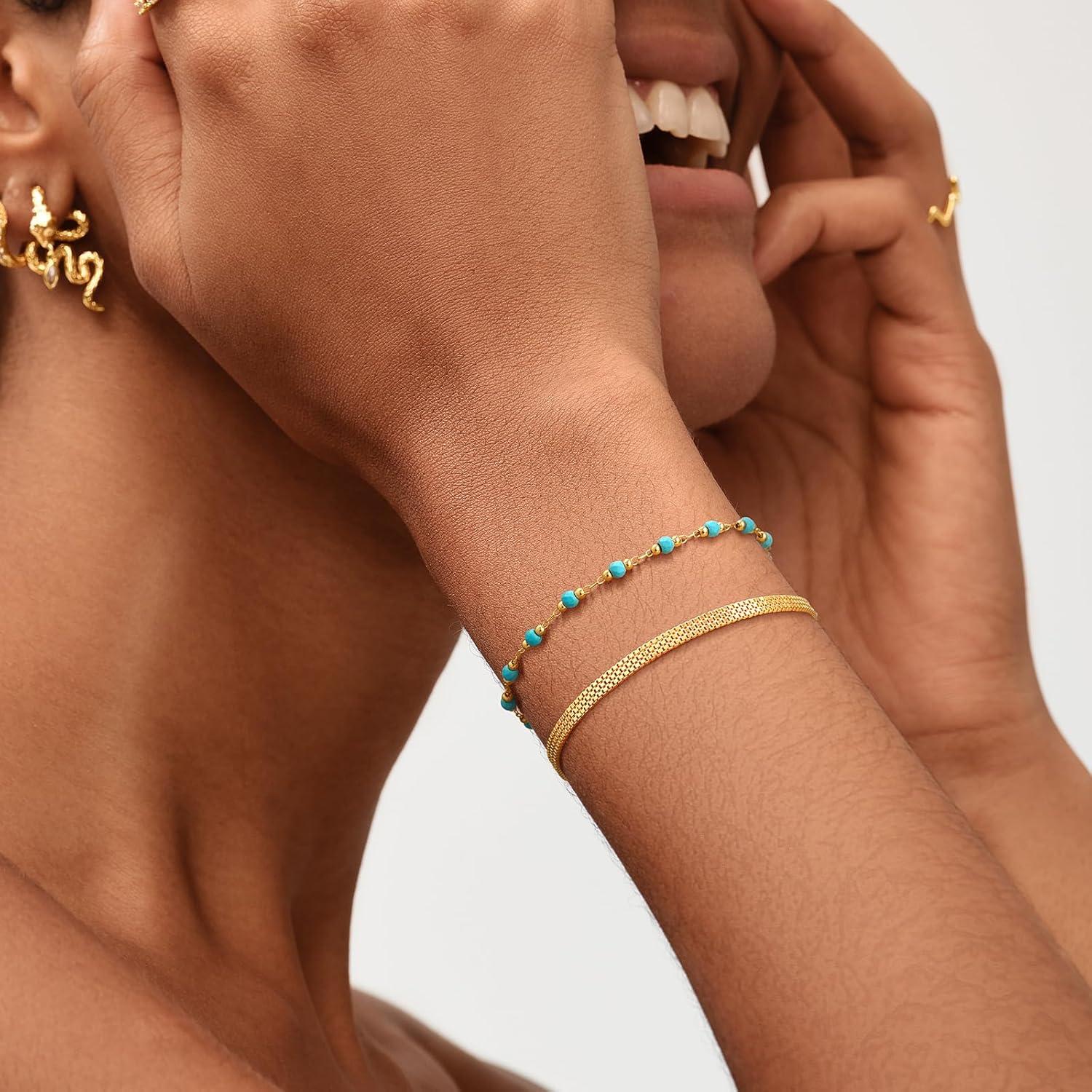 Pulsera de cuentas turquesa MEVECCO chapada en oro 18K 17.78 cm