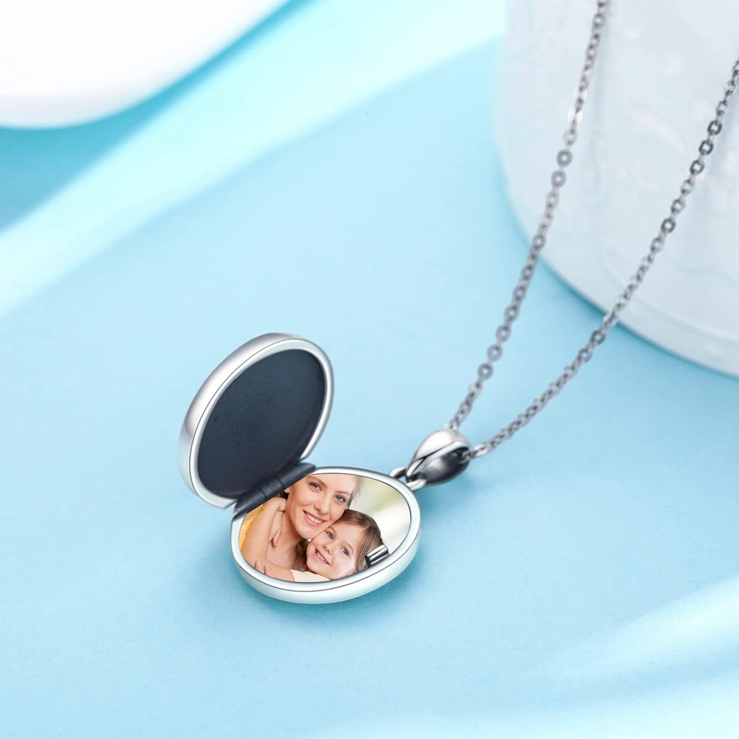 Collar Locket TUGHRA con Brújula en Plata Esterlina 925