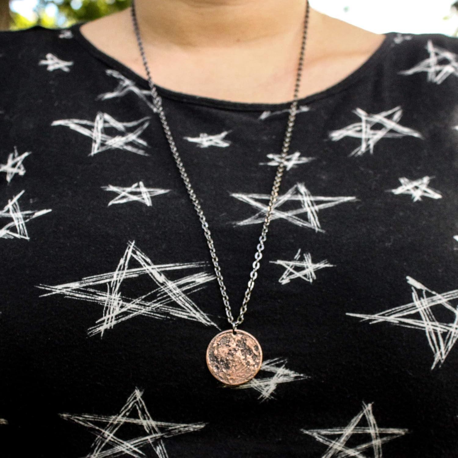 Collar de Cobre Luna de Tierra - Colgante 2.54 cm Hecho a Mano