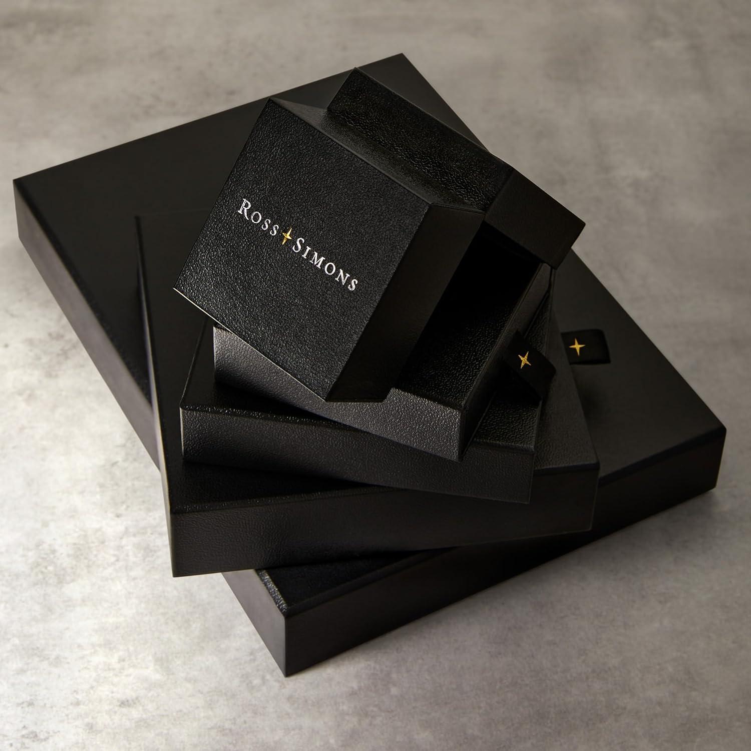 Colgante de medallón de 200 liras en oro 18k y ágata verde