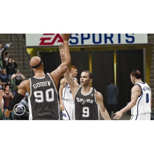 NBA Live 10 - Electronic Arts - Xbox 360 - Baloncesto Realista