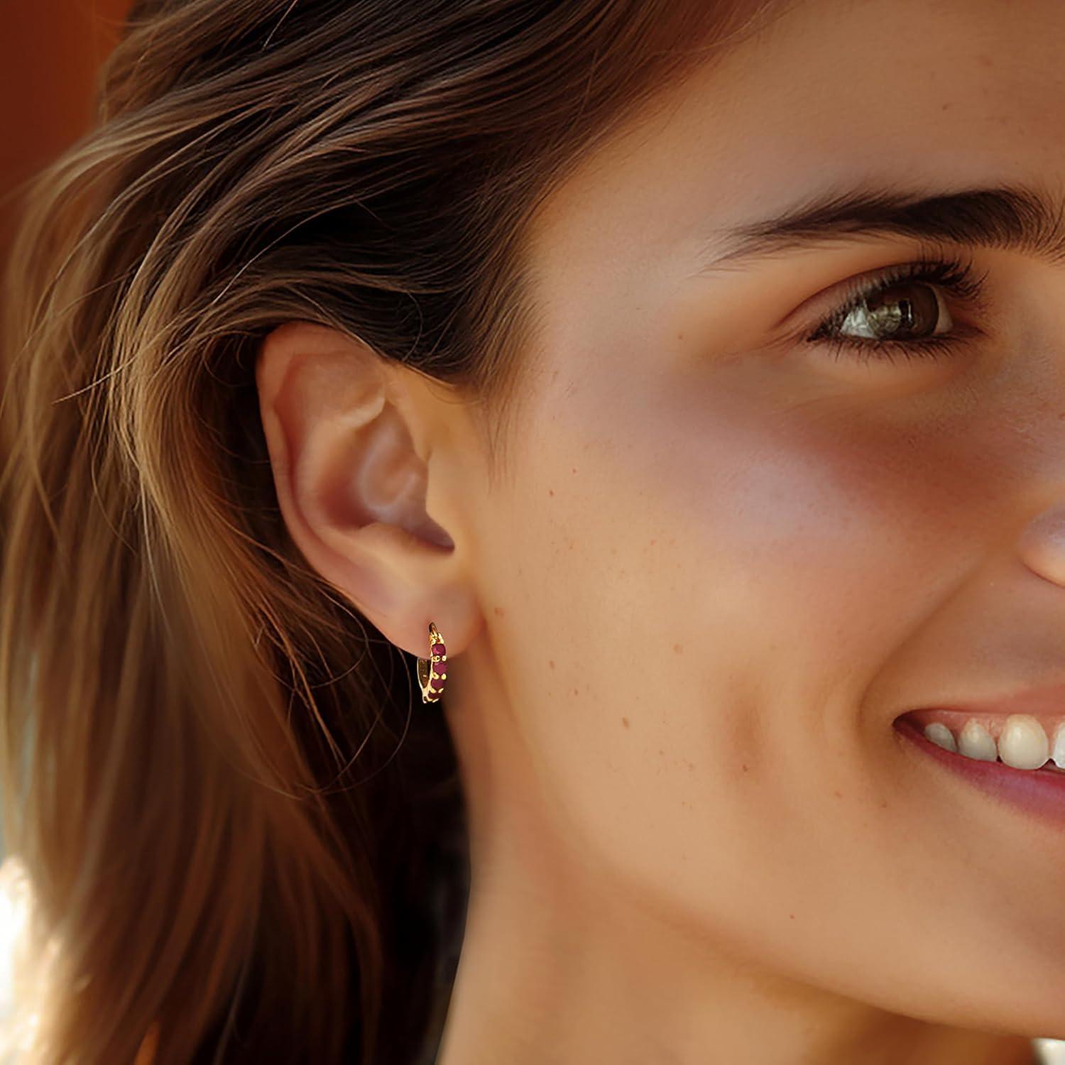 Pendientes de aro huggie Ross-Simons 3 pares piedras preciosas