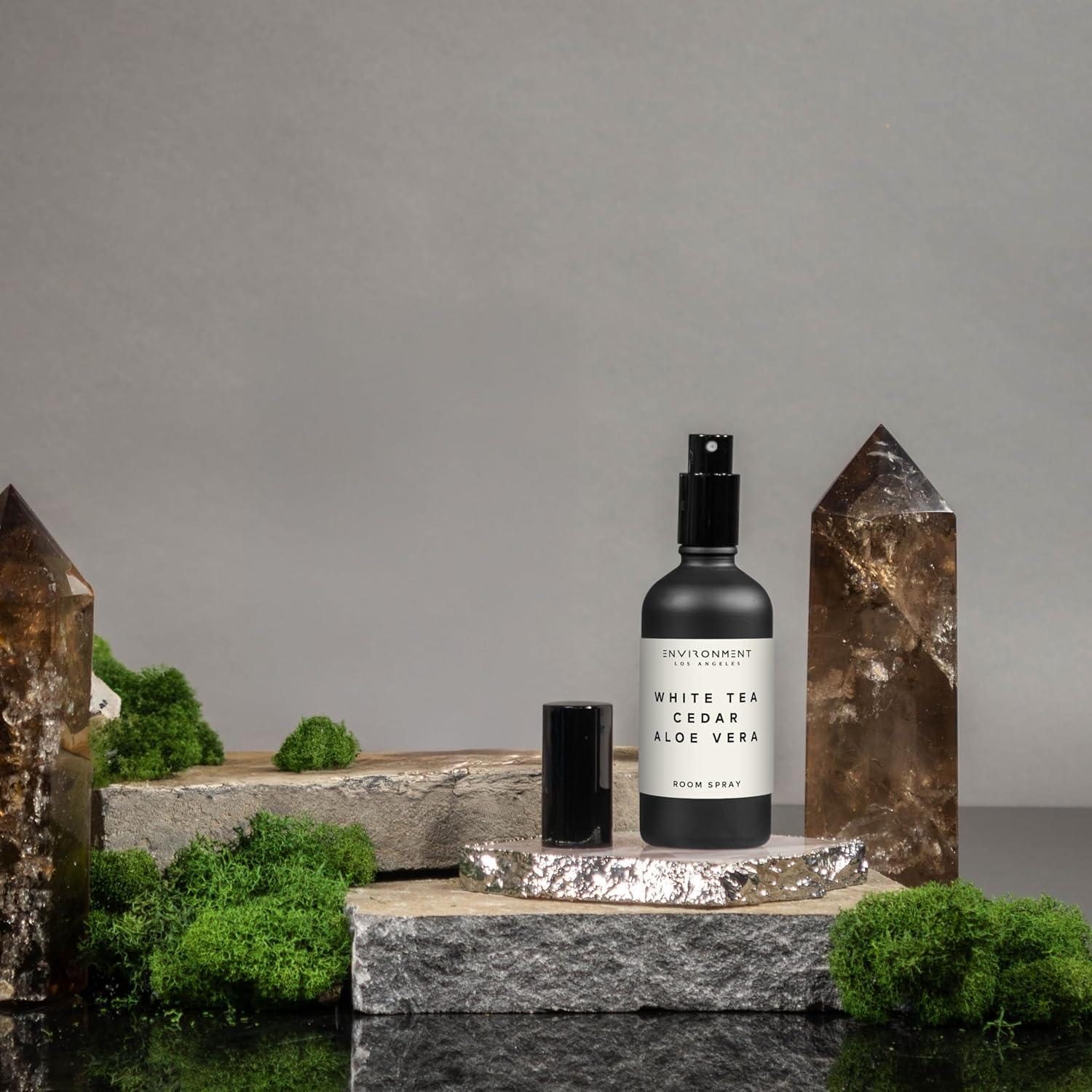 Ambientador Spray de Habitación Stone Candles 100ml - Té Blanco, Cedro, Aloe Vera