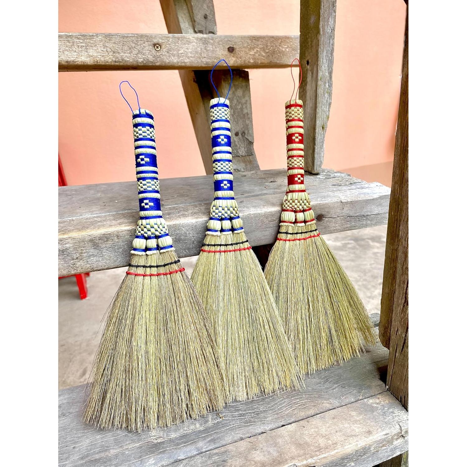 Escoba de Mano Pequeña AW BROOMS 28 cm de Maíz para Interiores
