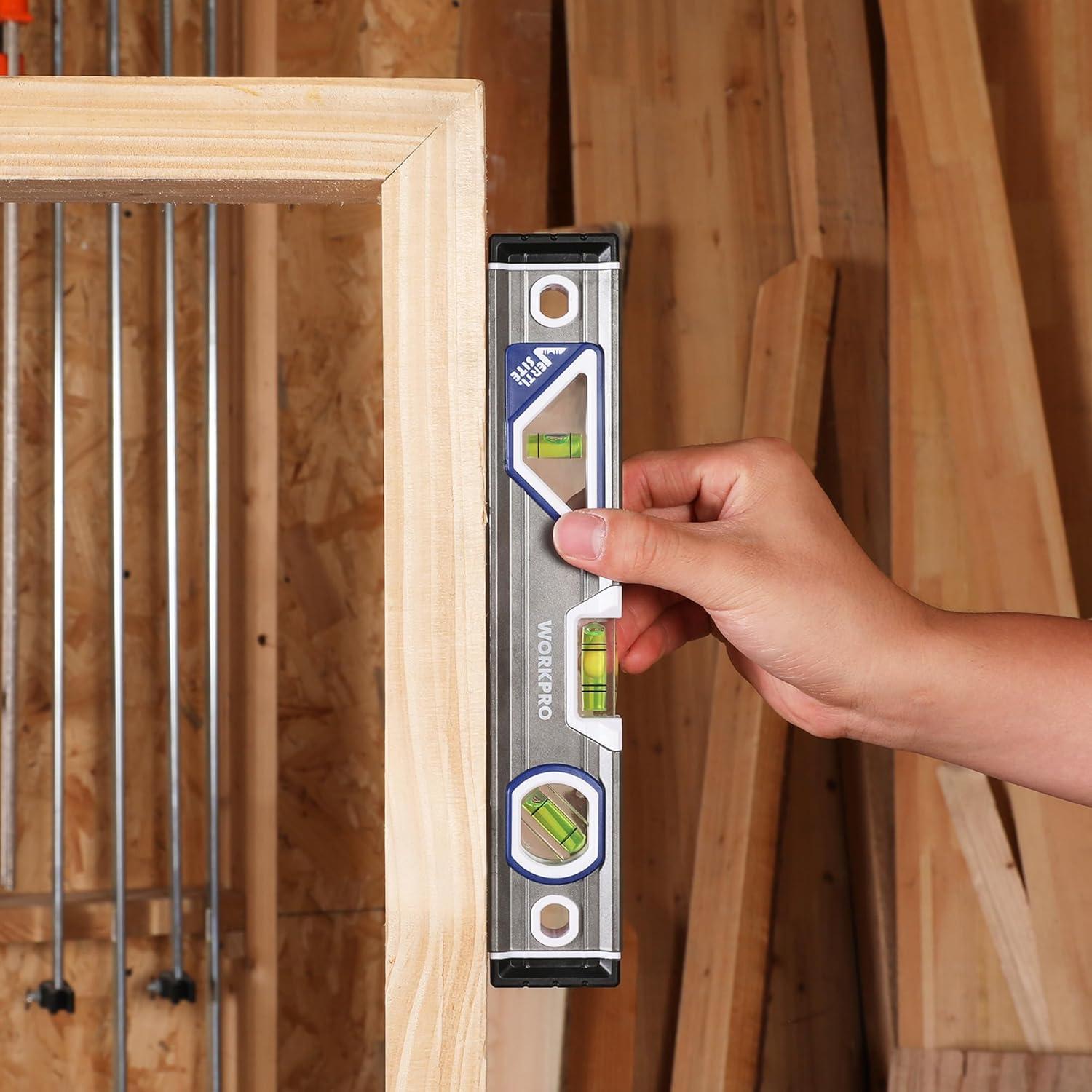 Nivel Torpedo WORKPRO 25 cm con 3 Burbujeas y V-Groove