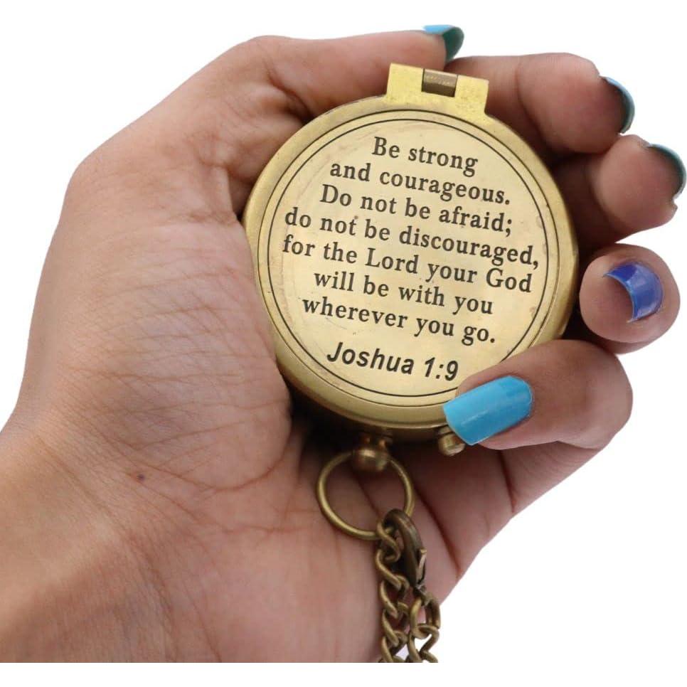 Brújula de Latón Sólido ROORKEE con Grabado Inspirador