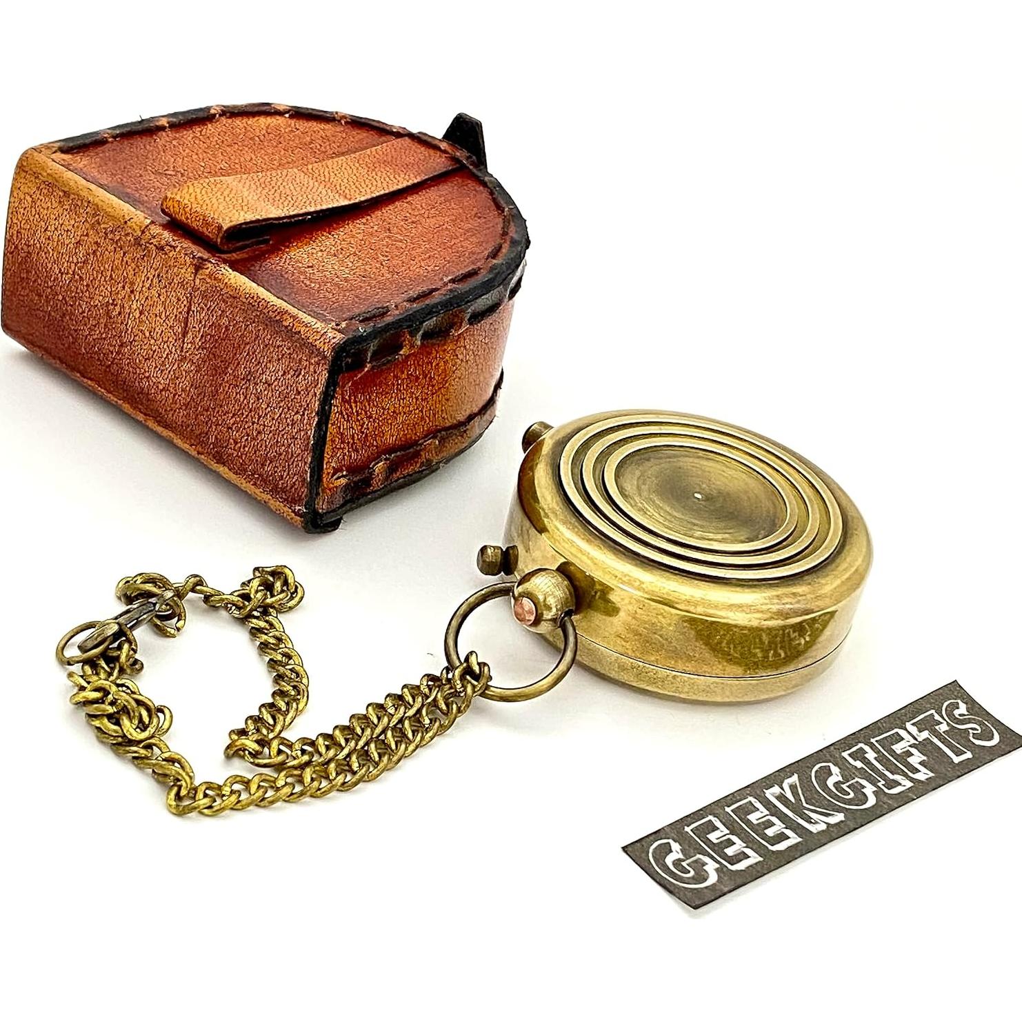 Brújula de Latón Grabada GeekGifts - 6cm x 2cm - Regalo Único