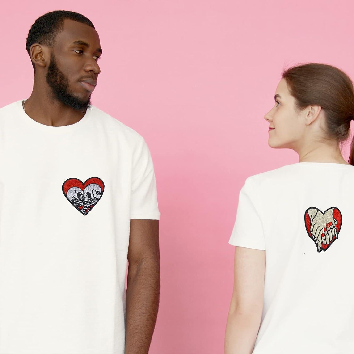 4 Parches de Planchar Joynaamn Corazón Calavera Bordados