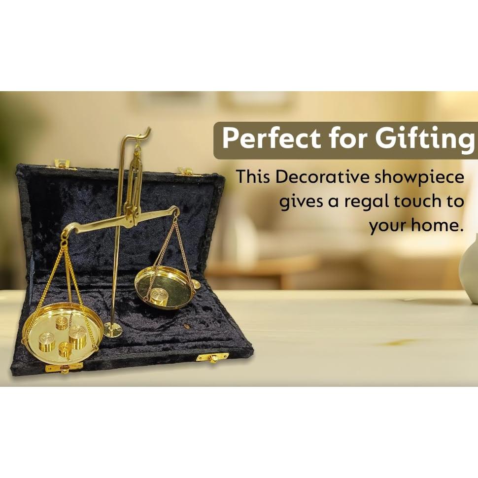 Antigua Balanza de Pesaje Tarazu de Bronce con Pesos - 12.7x22.1cm