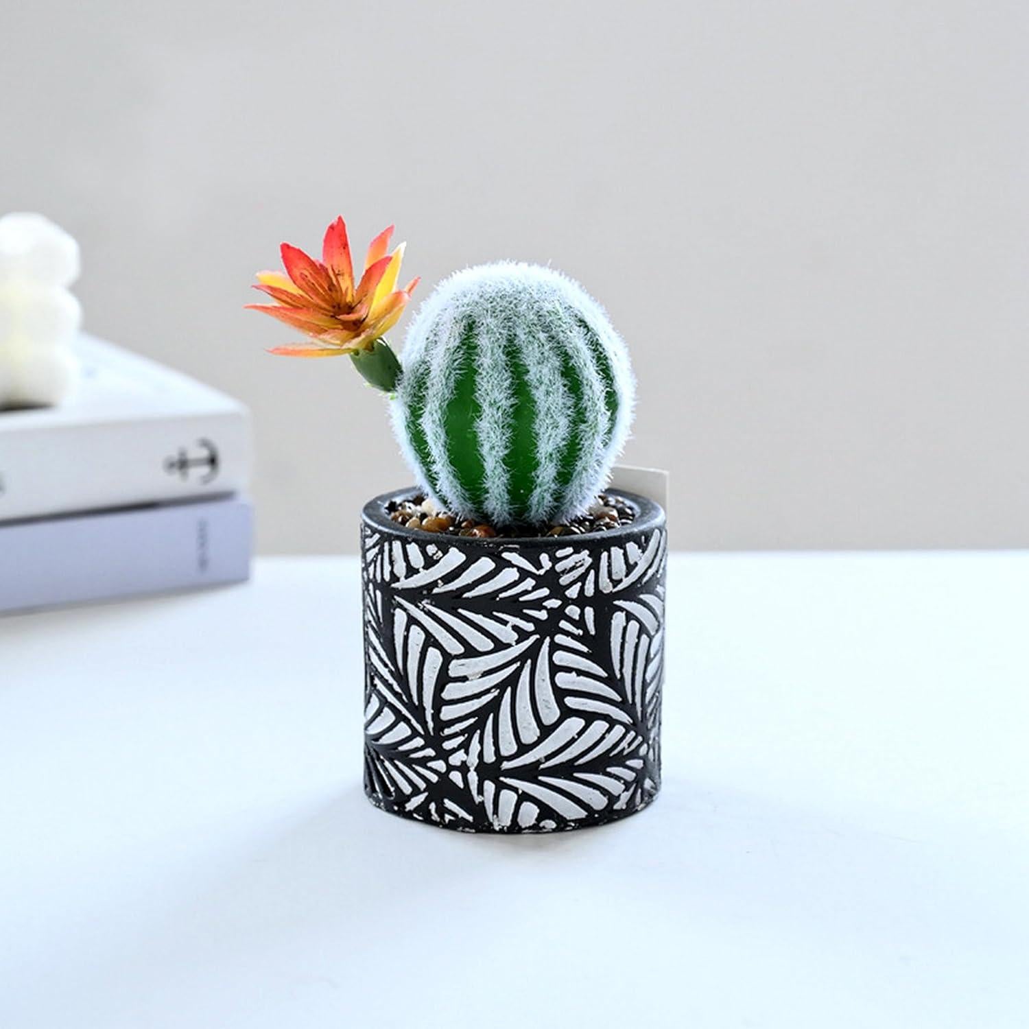 Pincushion de Cactus July-Tech con Jarrón Cerámica 17.8x7.6cm