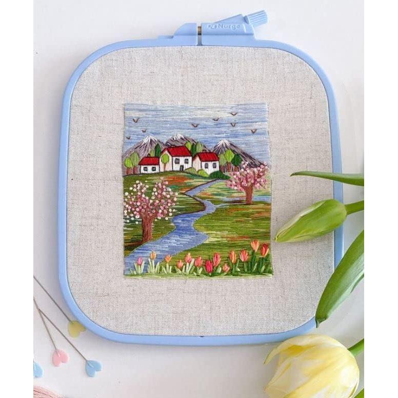 Aro de Bordado Cuadrado Grande Nurge Azul 25x28cm