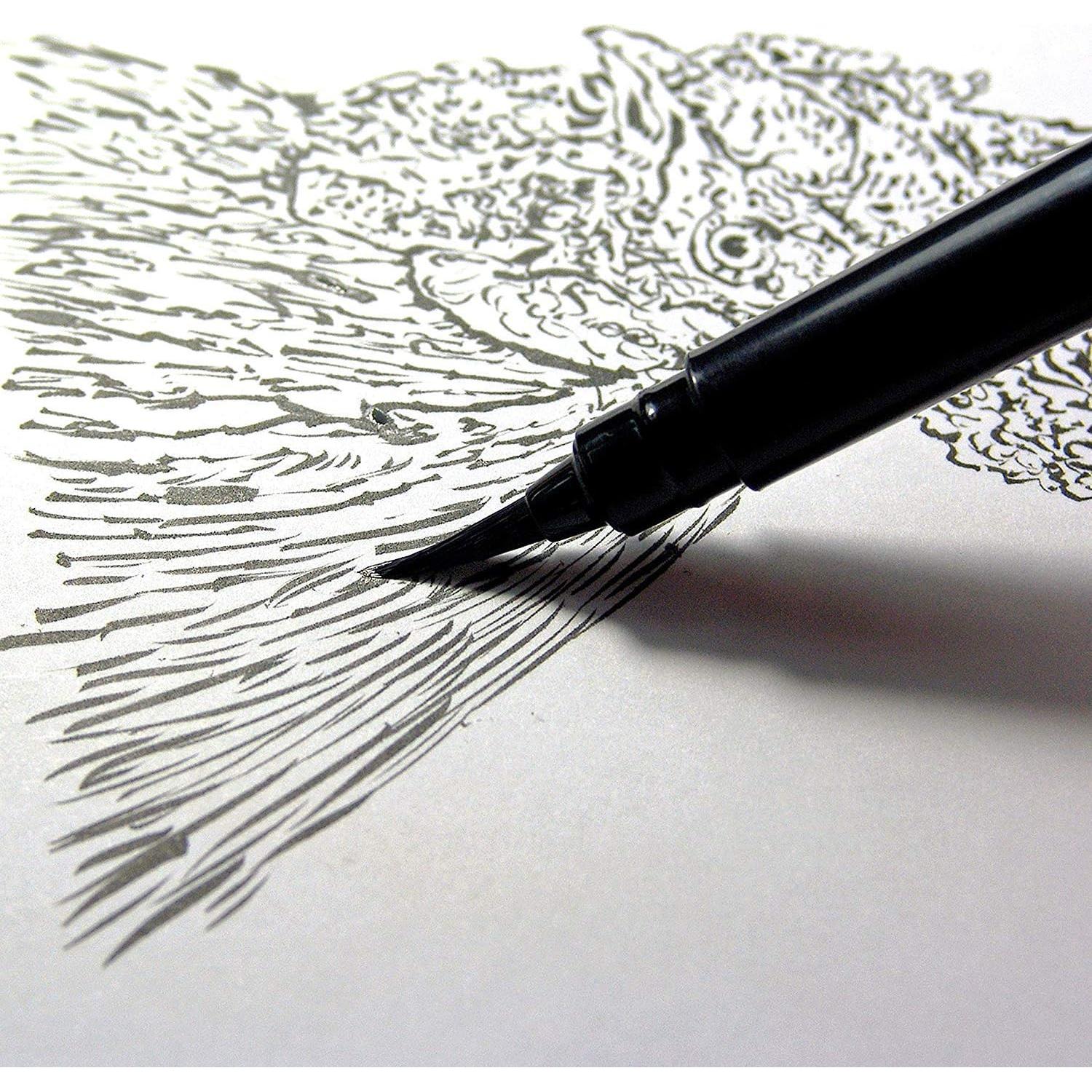 Bolígrafo de Pincel Pocket Pentel Arts con 2 Recargas Tinta Negra