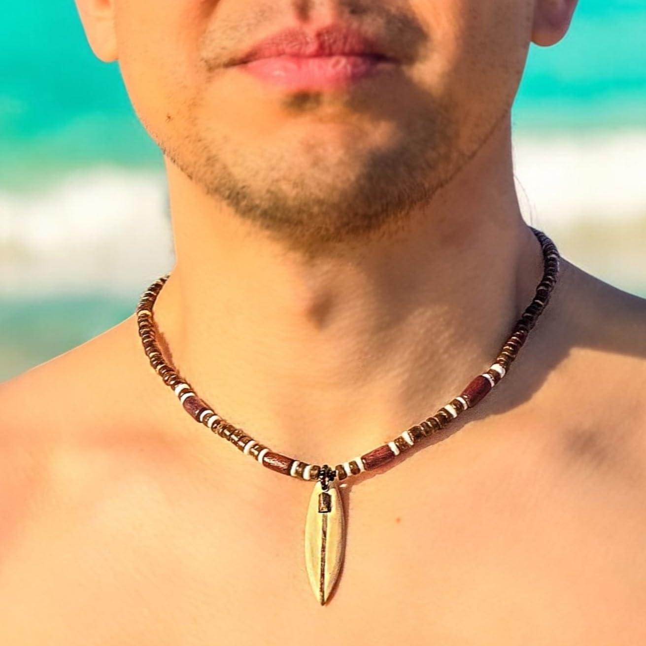Collar de cuentas de cáscara de coco BlueRica con tabla de surf