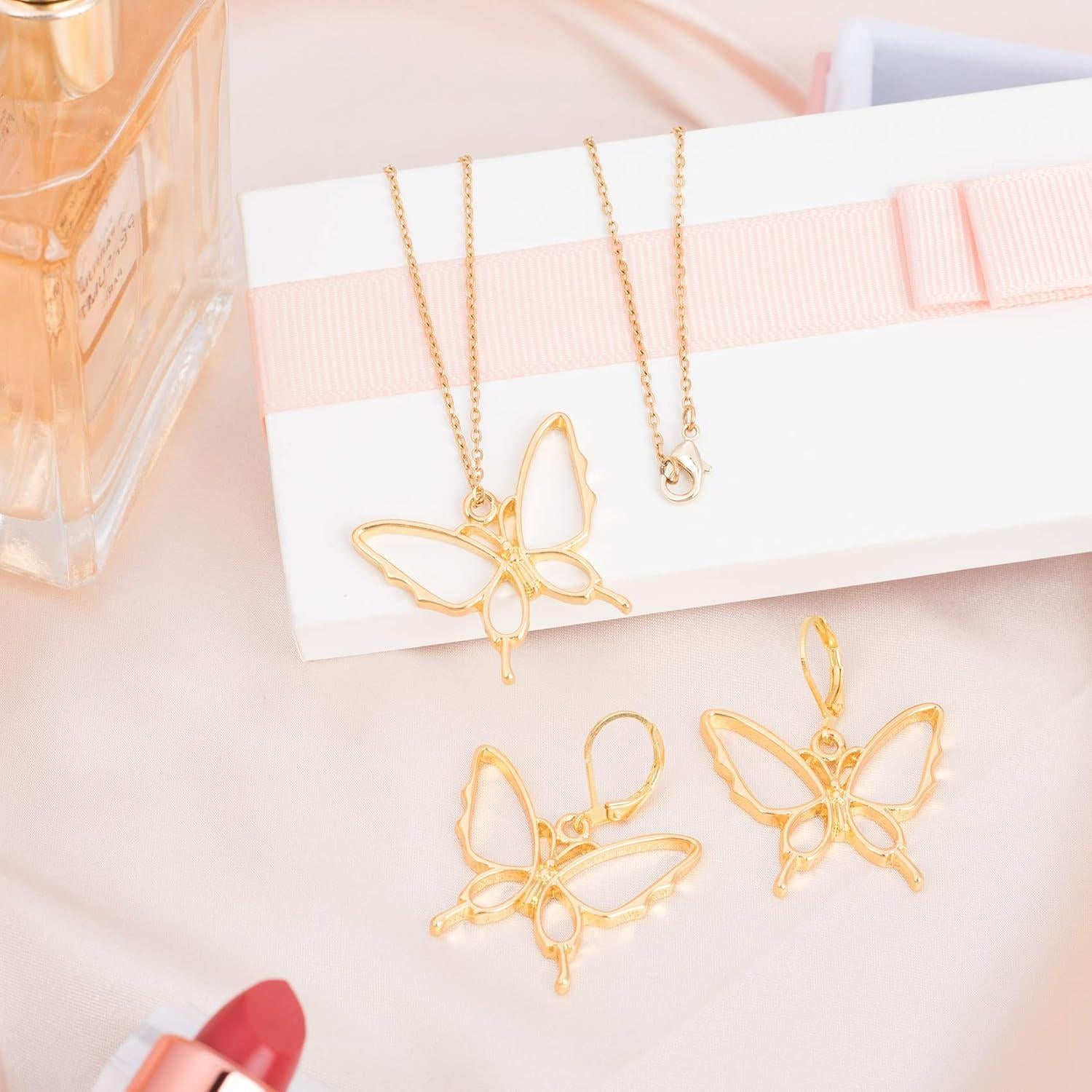 Colgantes de Metal en Forma de Mariposa Dorada OIIKI - 20 Piezas 3x2.54cm