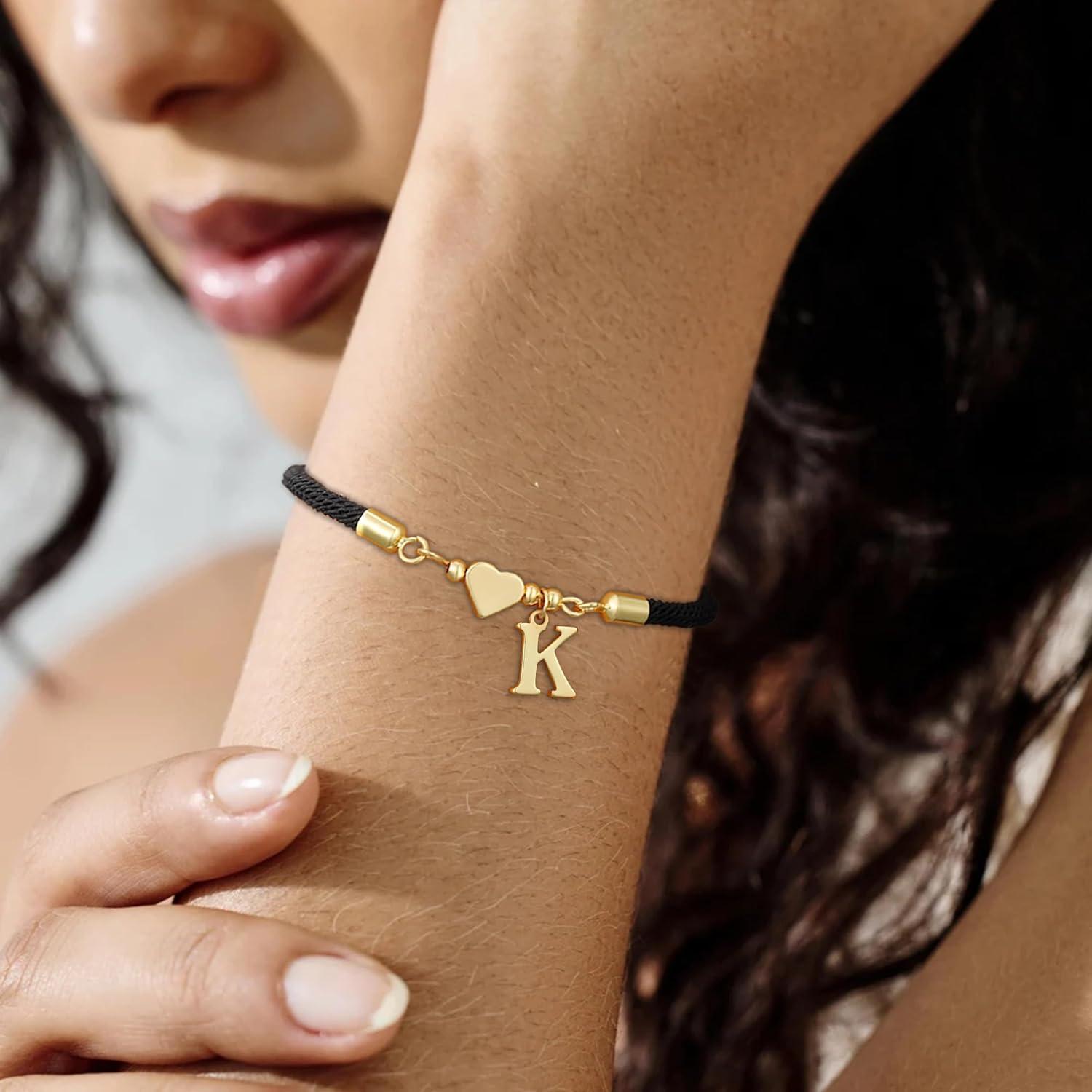 Pulsera Inicial Ajustable de Titanio Lunvky para Mujeres