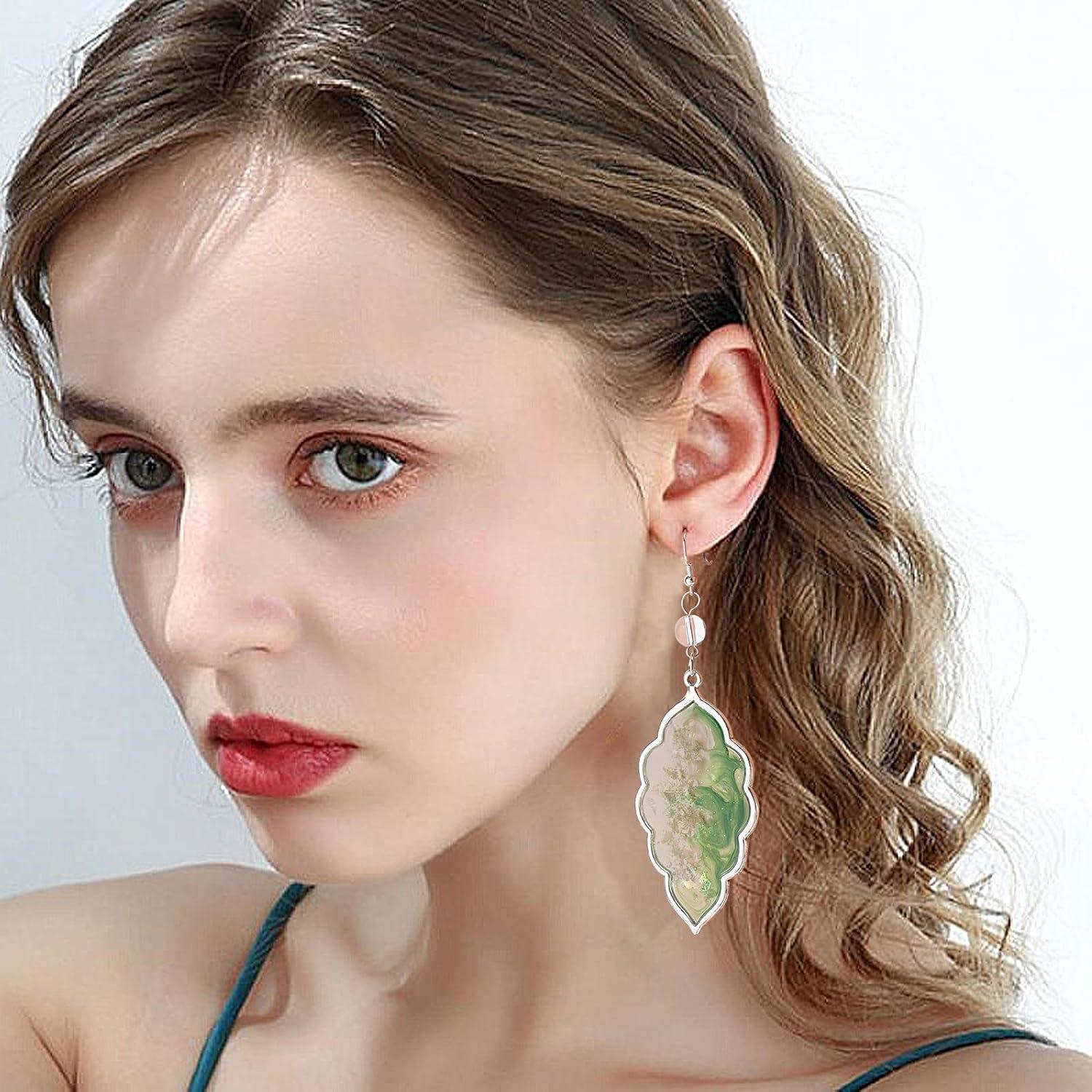 20 Pendientes Abiertos CHGCRAFT Aleación Hoja 65x35mm DIY