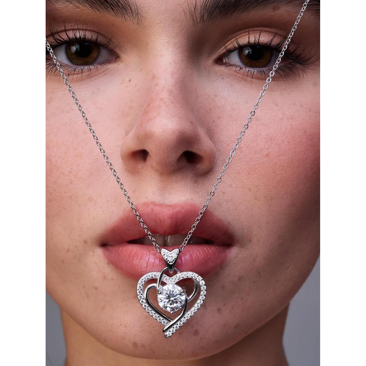 Collar Colgante de Moissanita Corazón Plata Esterlina 925 1CT