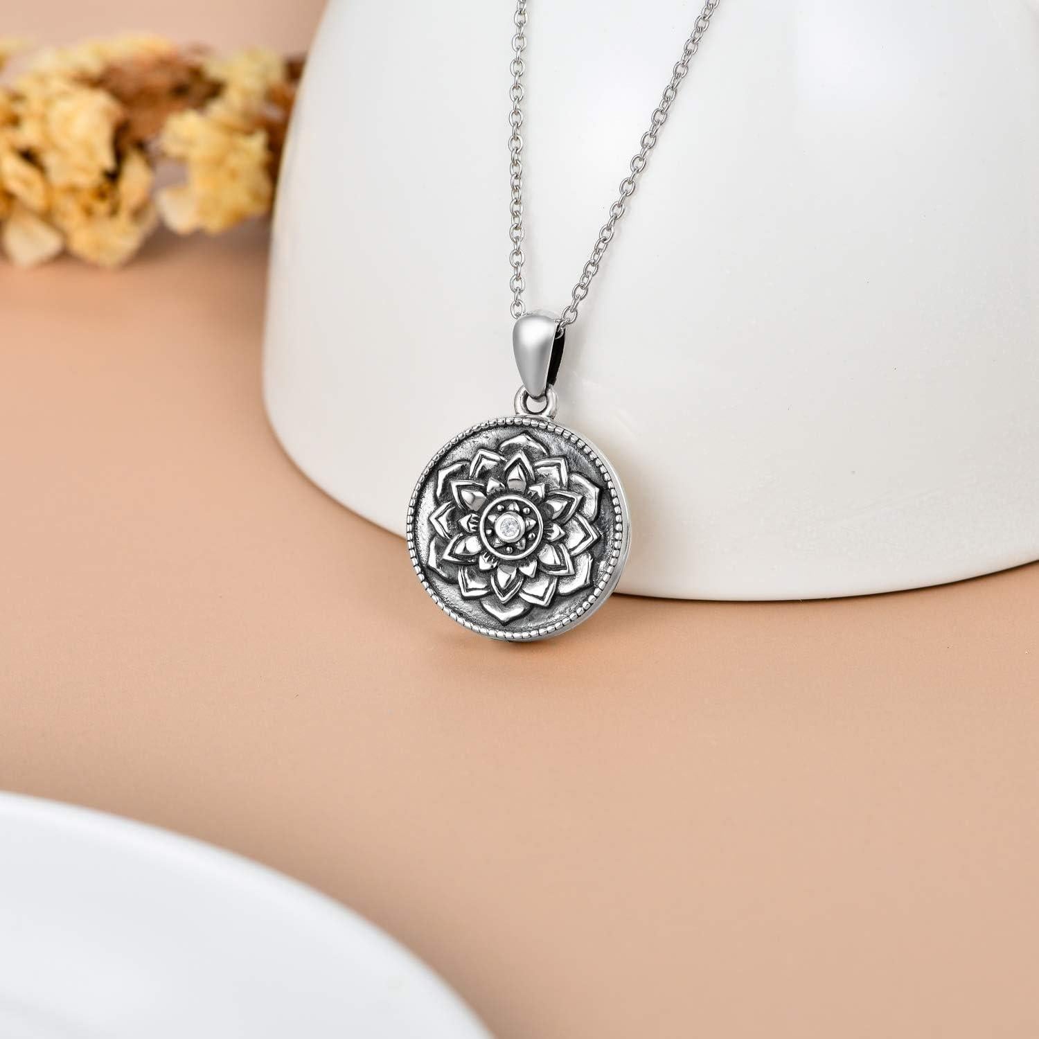 Llavero de Flor Loto Personalizado SOULMEET Plata 925 2 Fotos