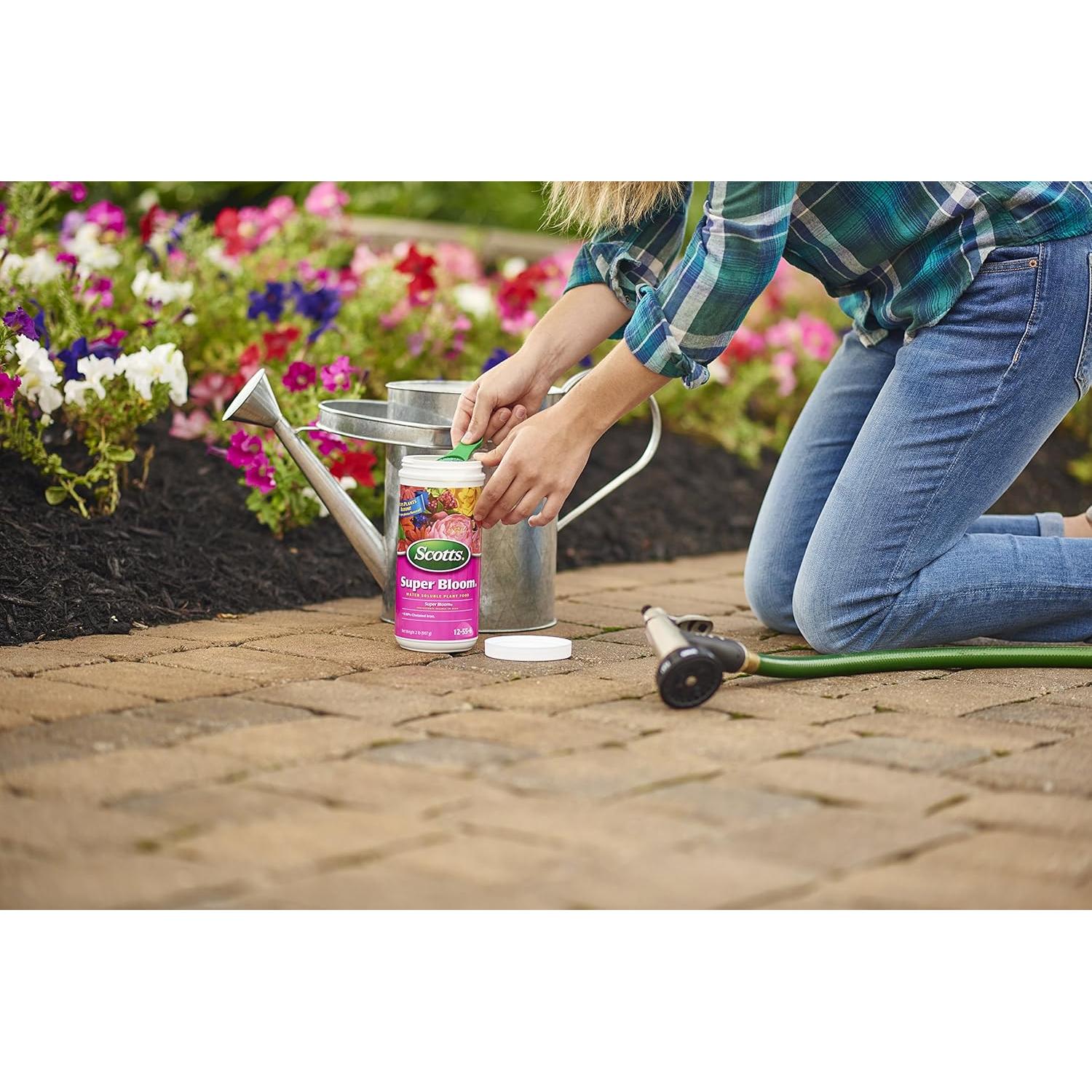 Fertilizante líquido Scotts Super Bloom 0.91 kg NPK 12-55-6