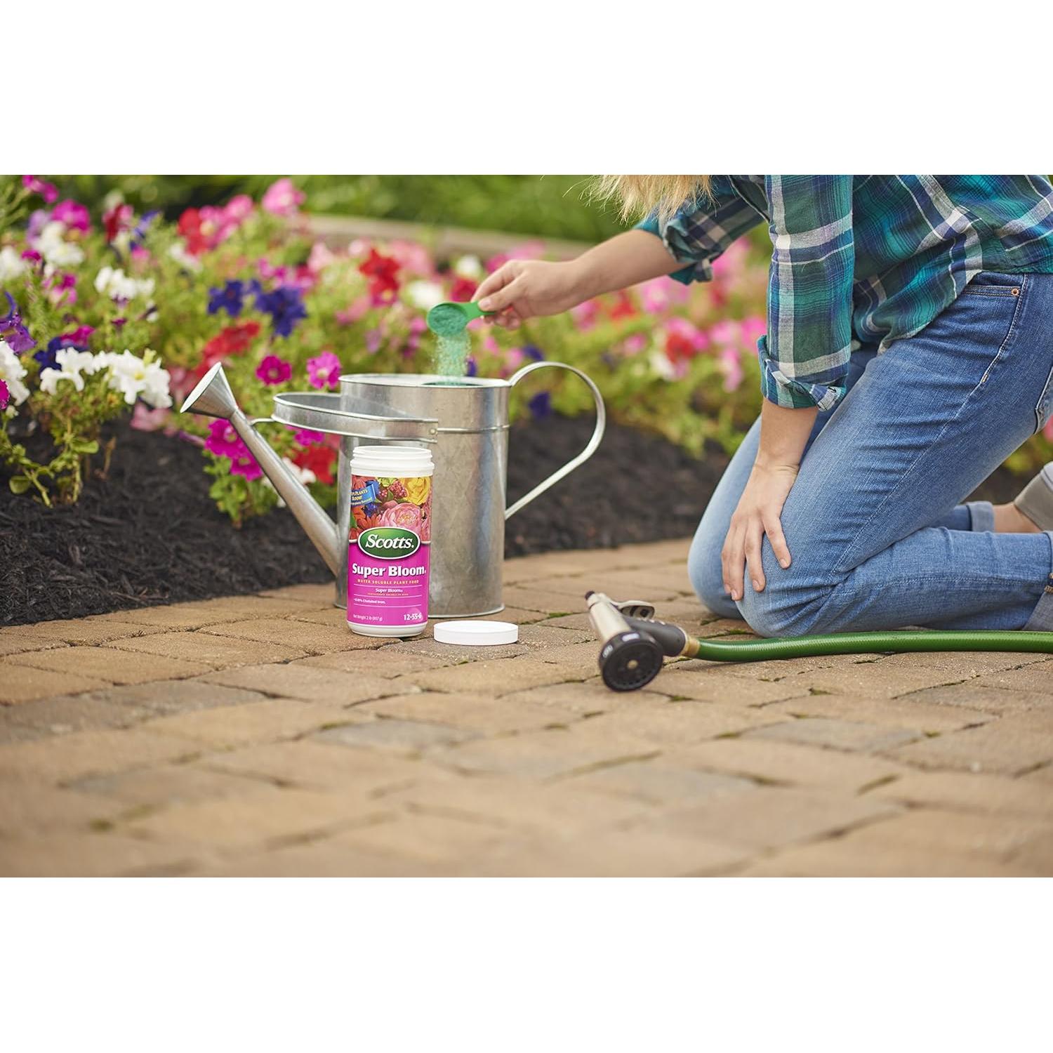 Fertilizante líquido Scotts Super Bloom 0.91 kg NPK 12-55-6