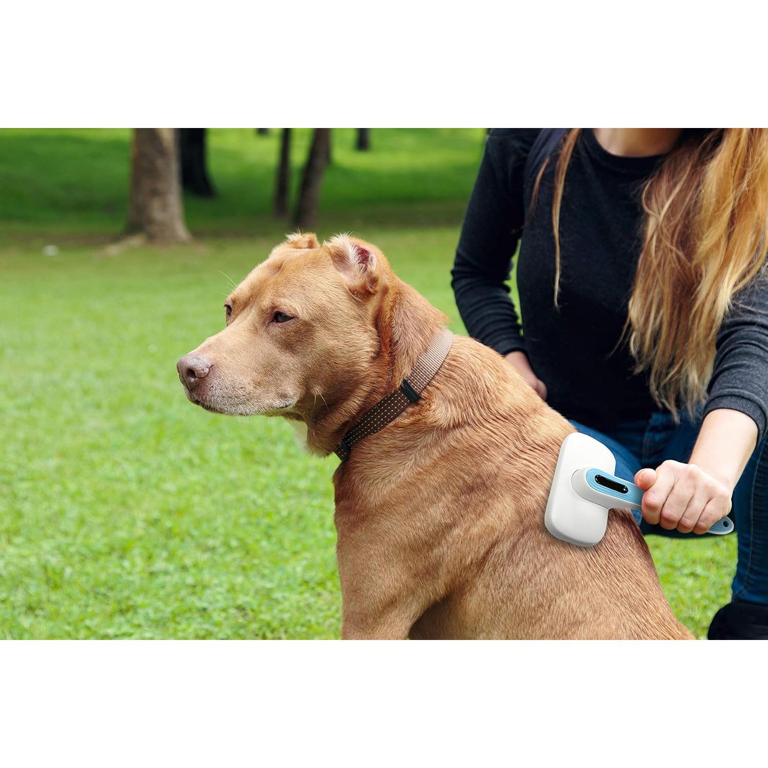 Cepillo Deshebrador Automático Pets First para Perros y Gatos