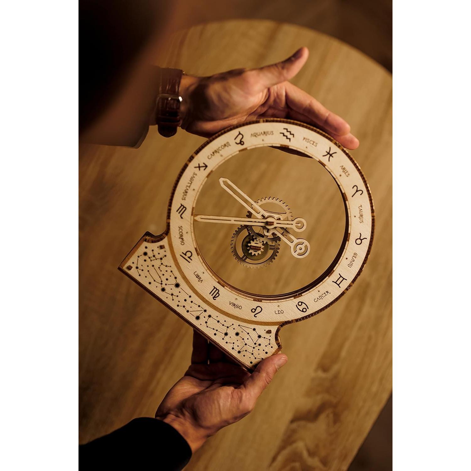 Reloj Cinético Zodiac Wood Trick - Rompecabezas 3D de Madera