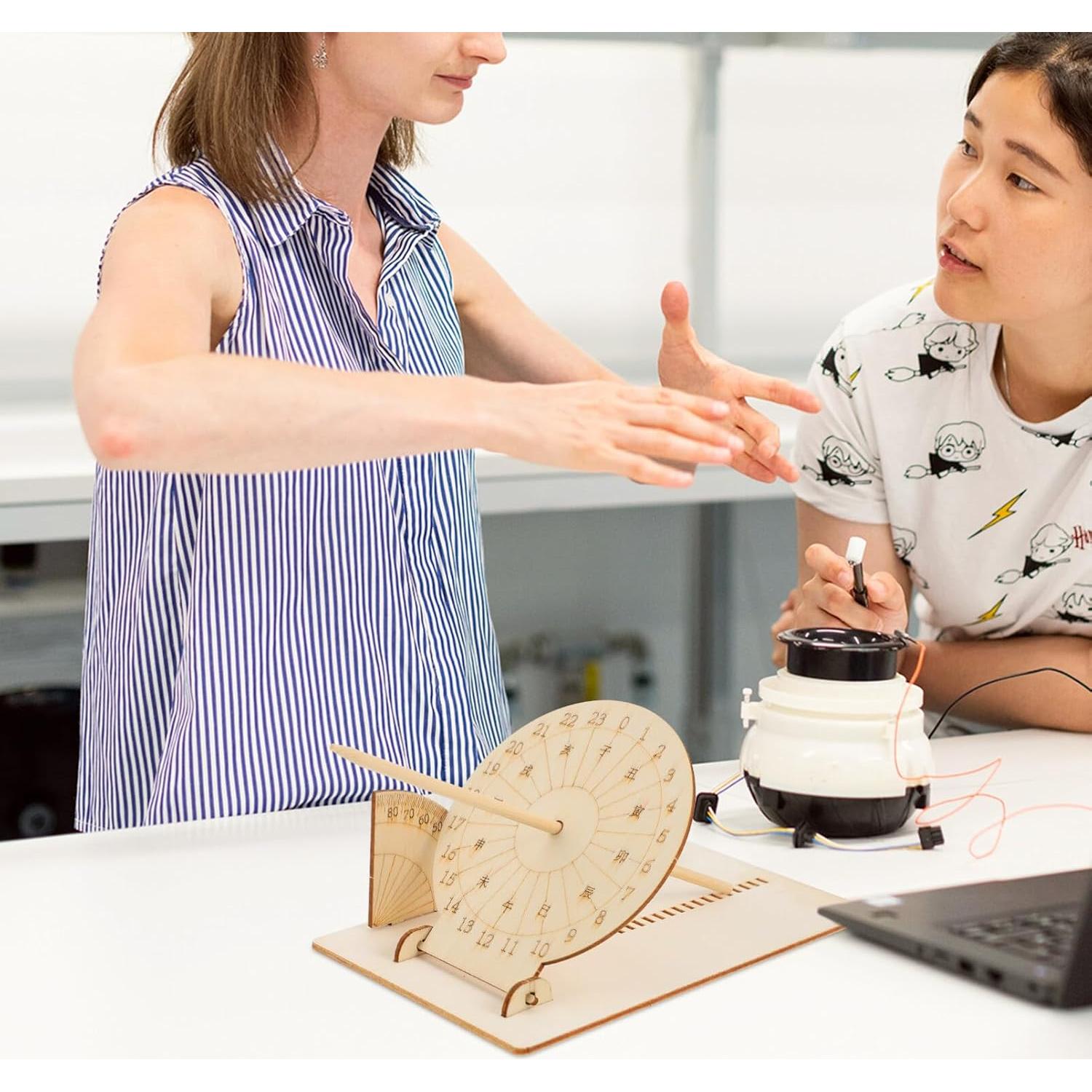 Reloj de Sol de Madera Baluue 16x10 cm Kit Educativo