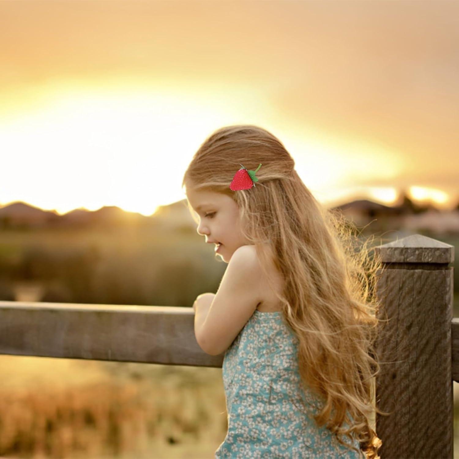 4 Clips de Cabello de Fresa Kawaii Wziys - Accesorios para Niñas