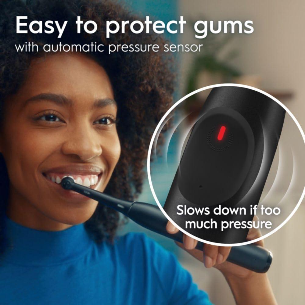 Cepillo de dientes eléctrico Oral-B iO Simple Clean negro