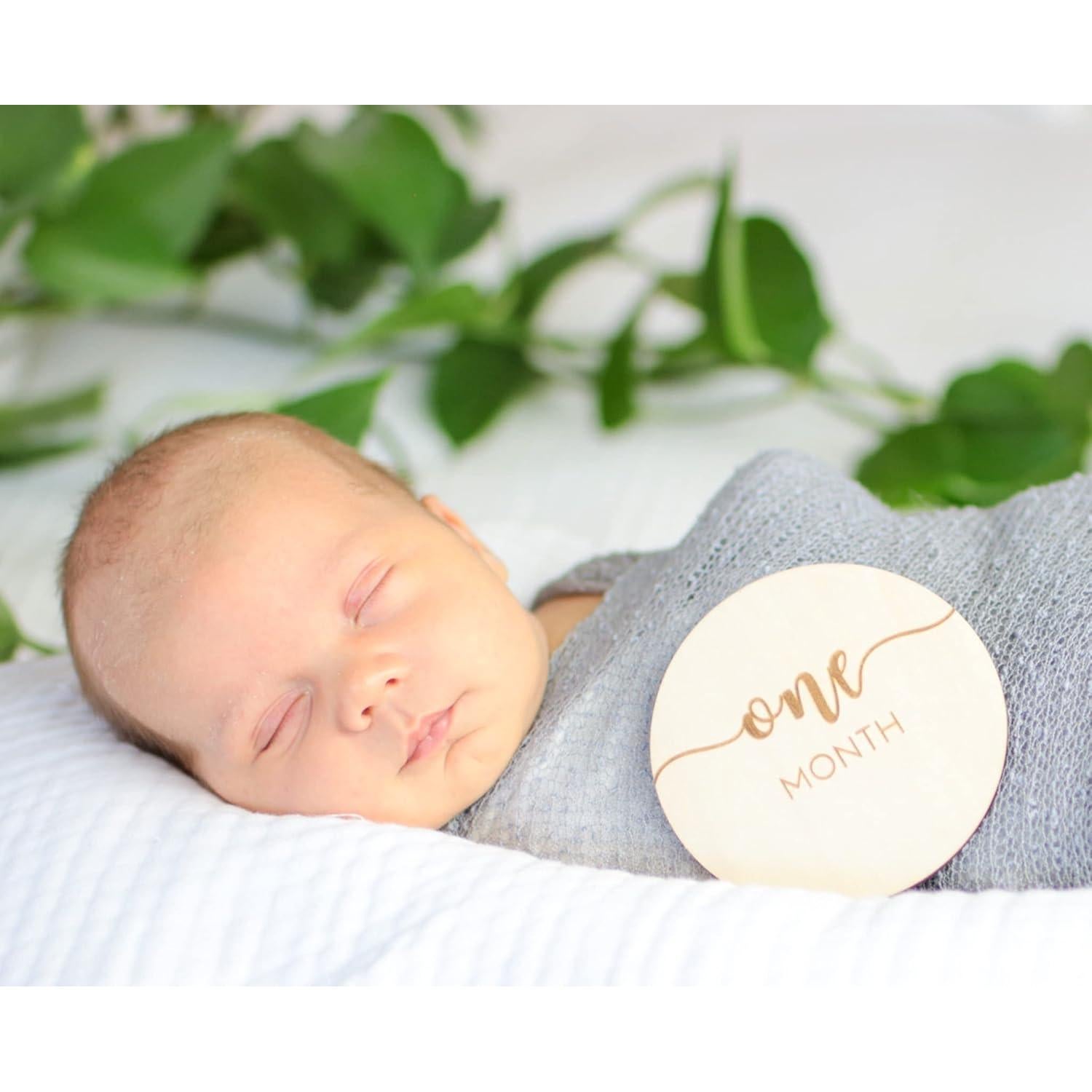 Tarjetas de Hitos Mensuales Bebé DECLAN & DELANEY - 16 Discos Madera