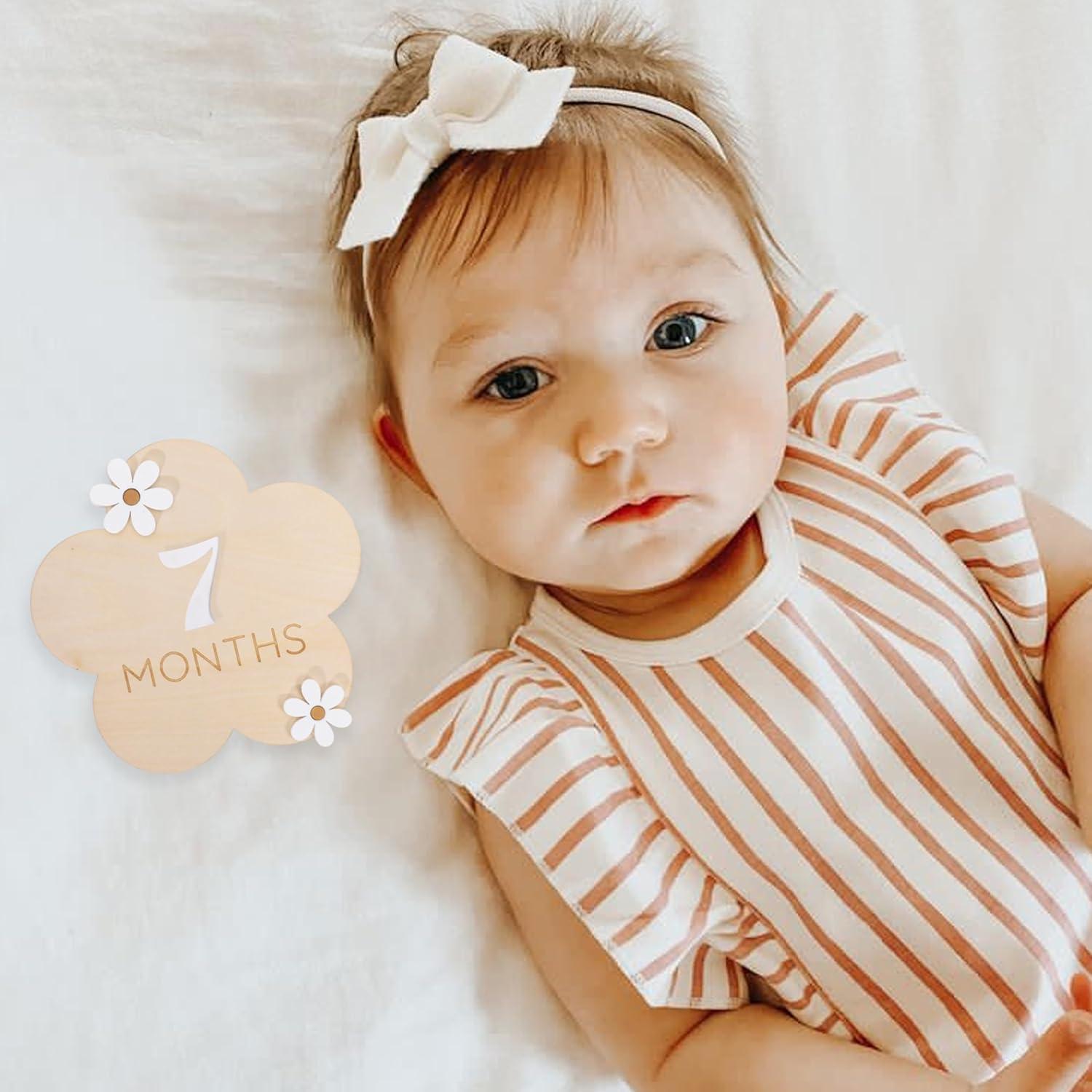 Tarjetas de Hitos Mensuales Daisy 1-12 Meses - Madera