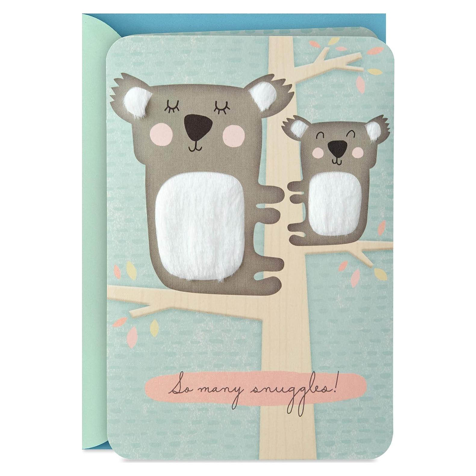 Tarjeta de Baby Shower Hallmark Koalas Bienvenido Bebé 14.6x21.1cm